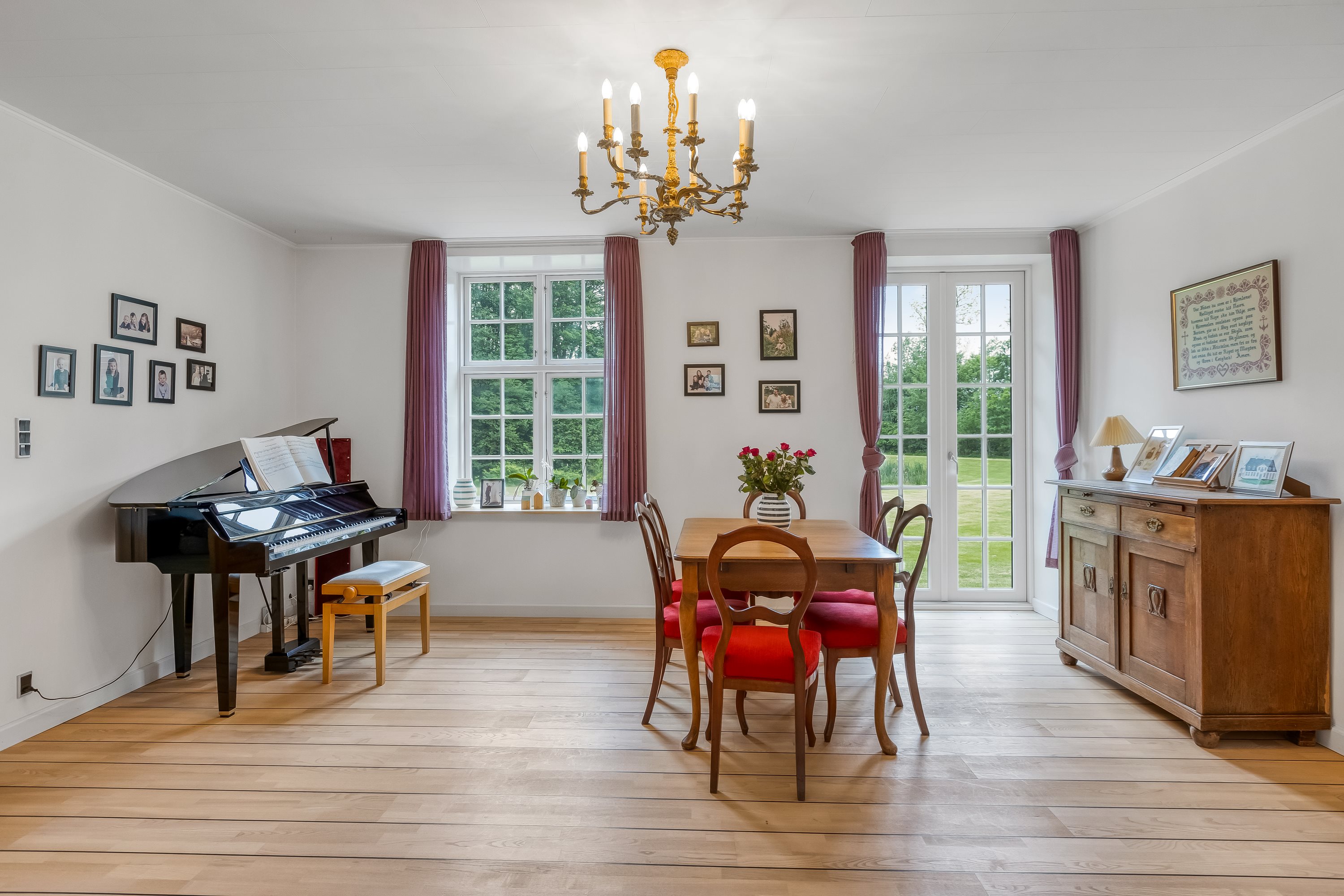 Fremhævet stue billede i fuldskærmstilstand. Billede af Flensborglandevej 44, St Tønde, 6270 Tønder