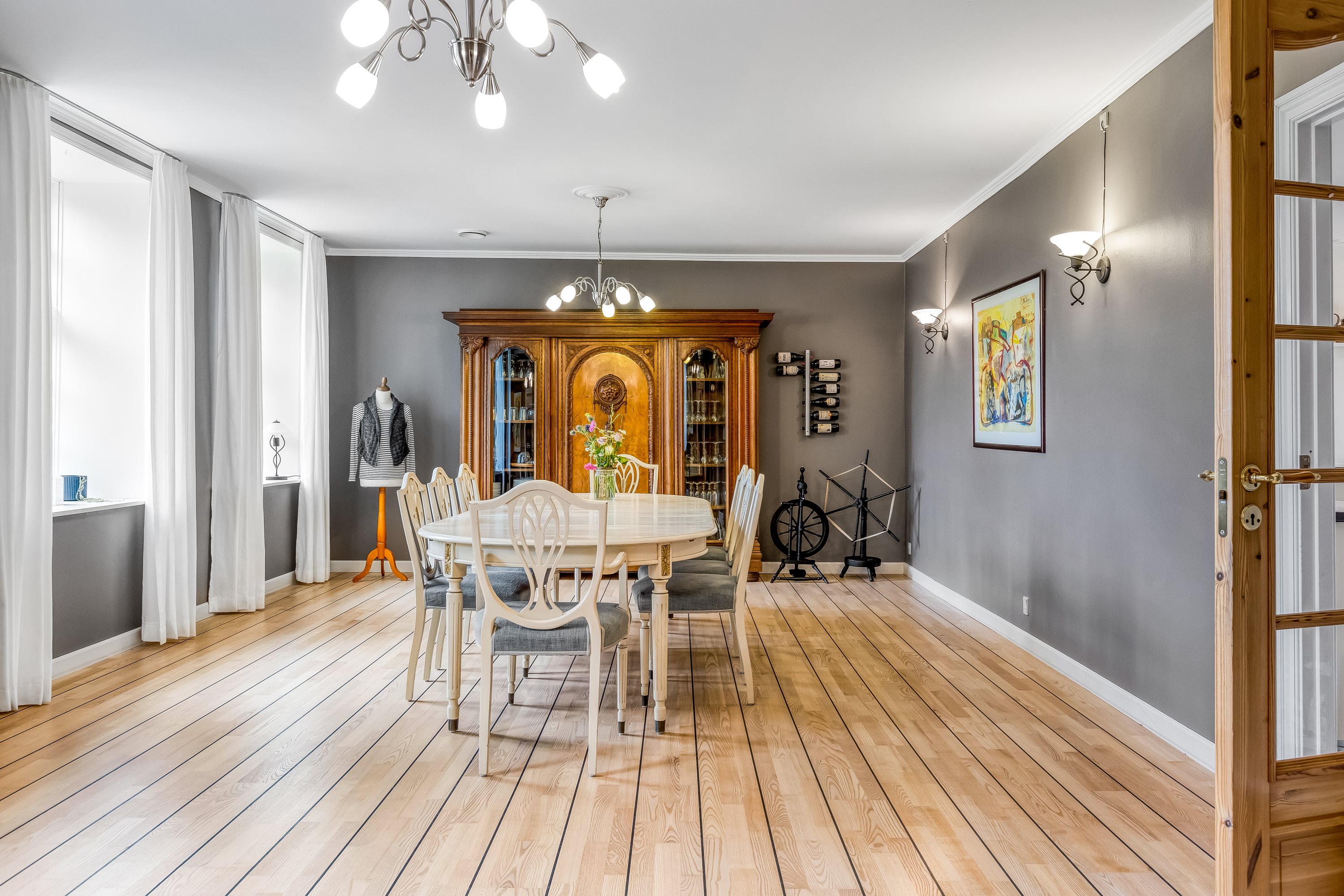 Fremhævet stue billede i fuldskærmstilstand. Billede af Flensborglandevej 44, St Tønde, 6270 Tønder