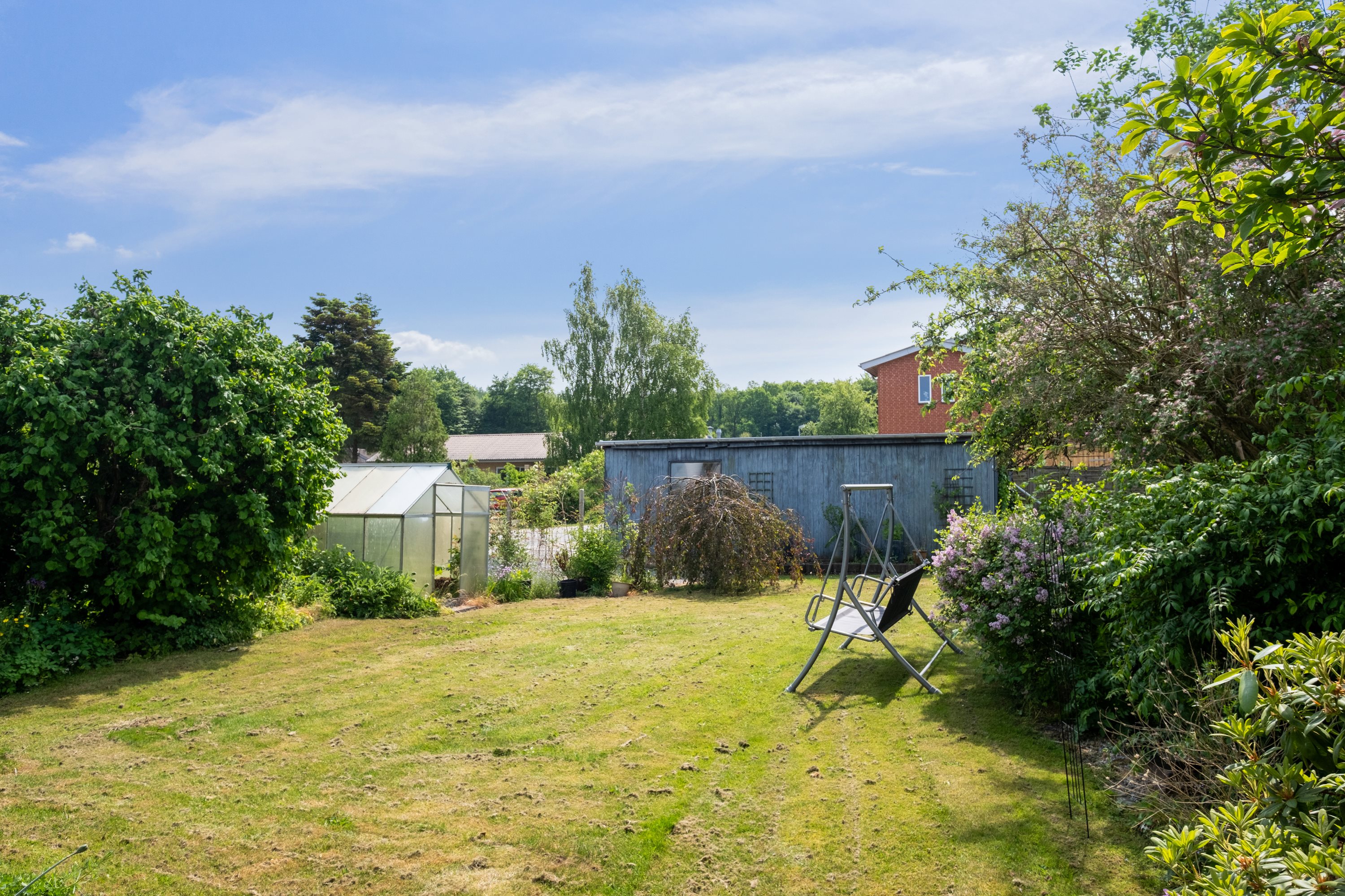 Fremhævet have billede i fuldskærmstilstand. Billede af Solsortevej 12, 8860 Ulstrup