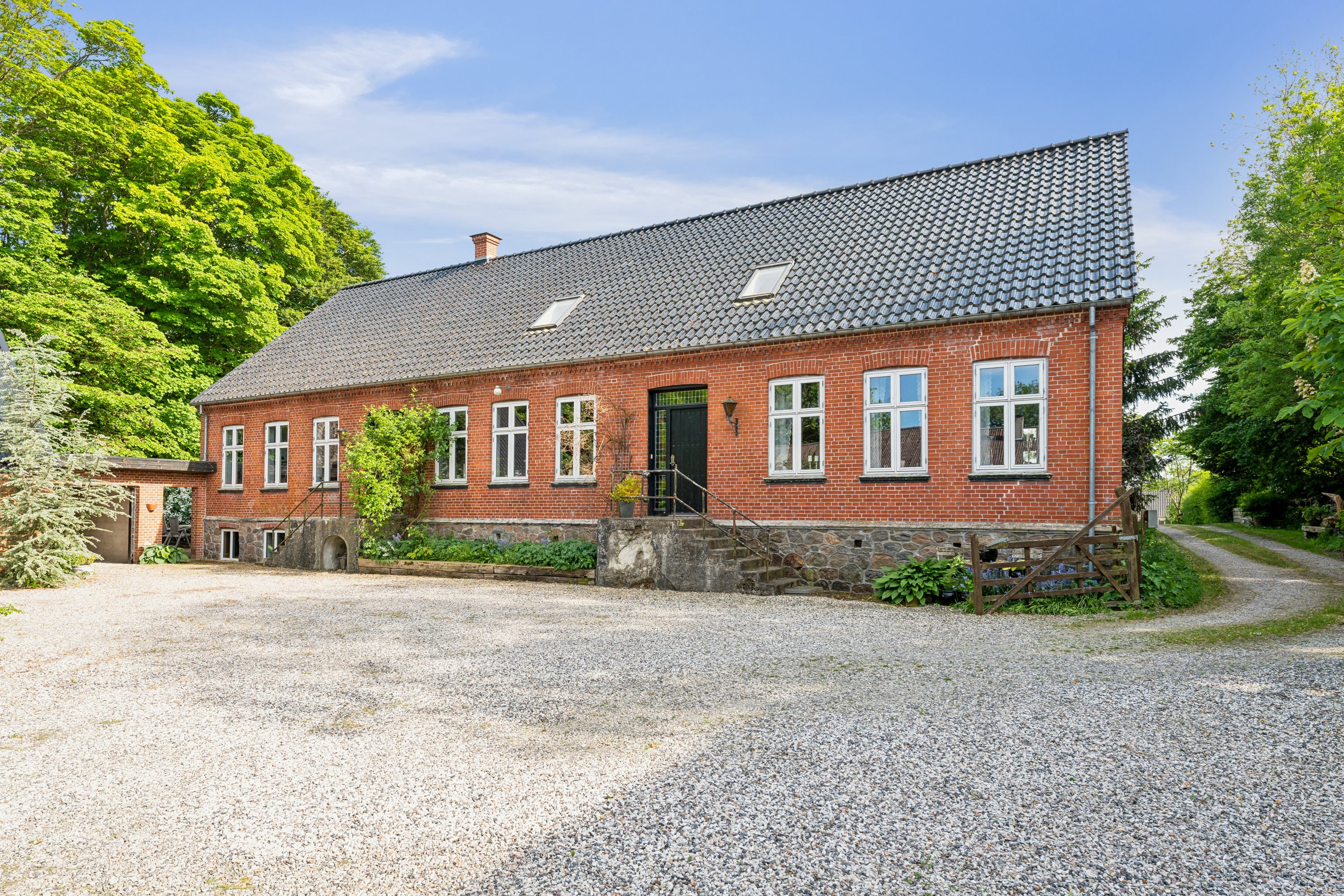 Miniaturebillede 1: ejendom 1. Billede af Randersvej 13, V Velling, 8860 Ulstrup