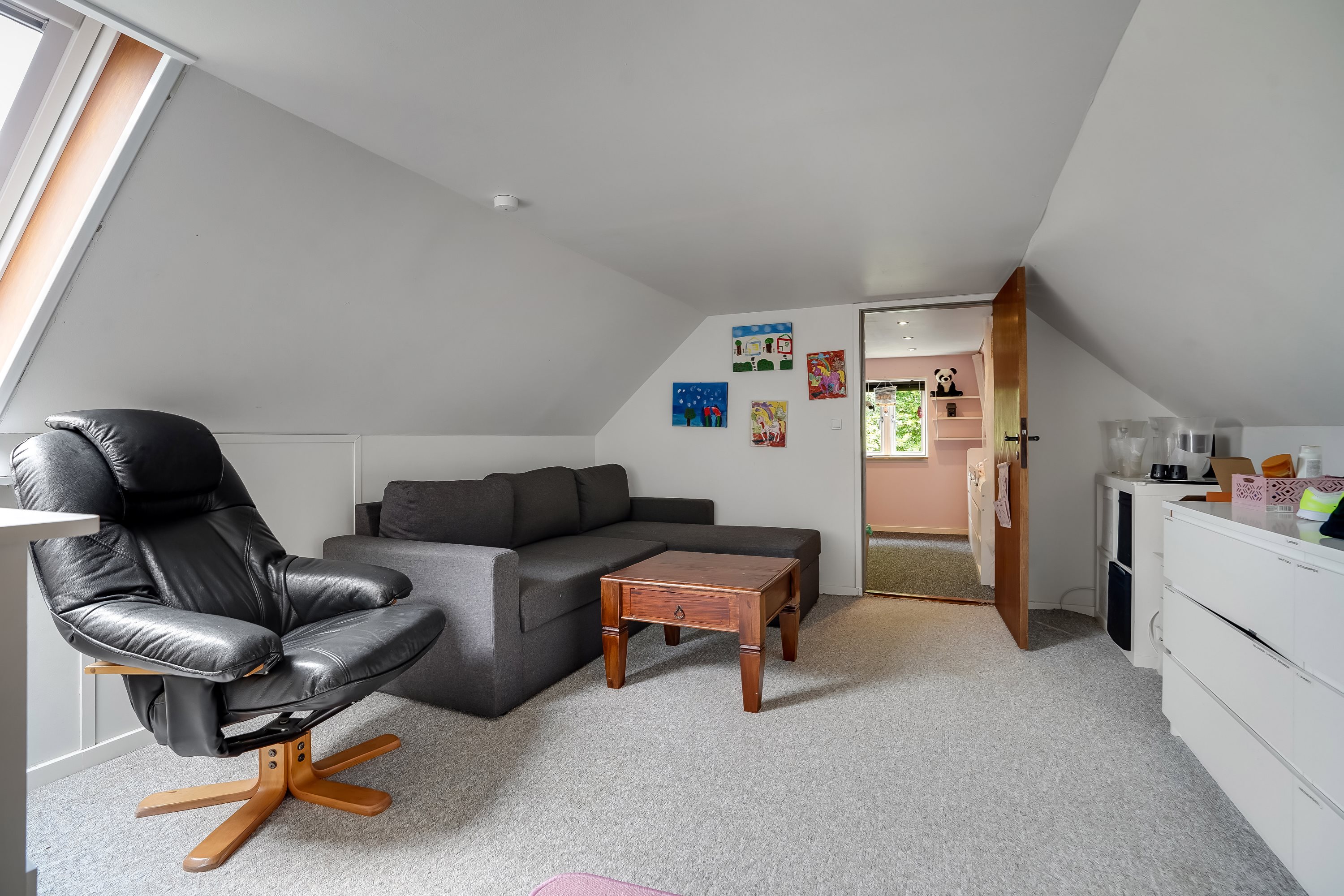 Fremhævet værelse billede i fuldskærmstilstand. Billede af Østerled 3, 7171 Uldum