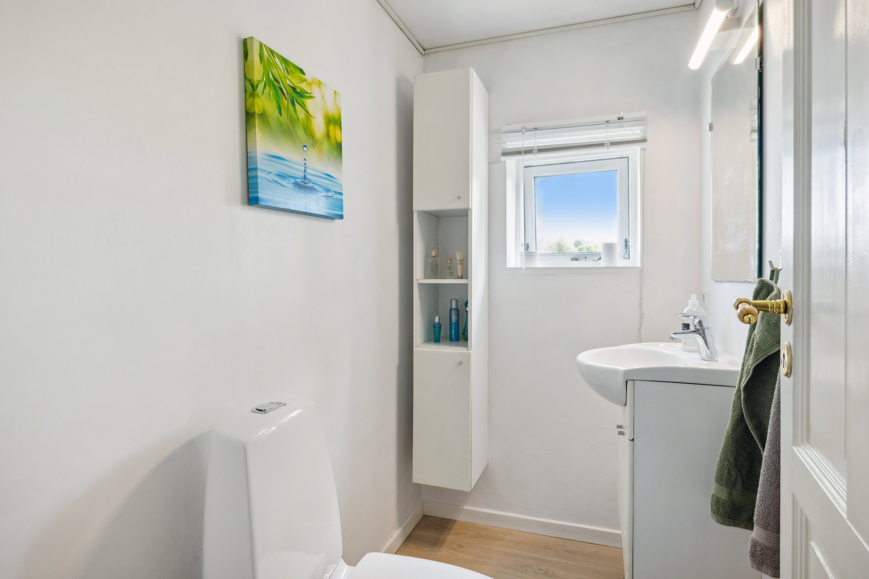 Fremhævet badeværelse billede i fuldskærmstilstand. Billede af Dalsagervej 4, Dalsgårde, 8500 Grenaa