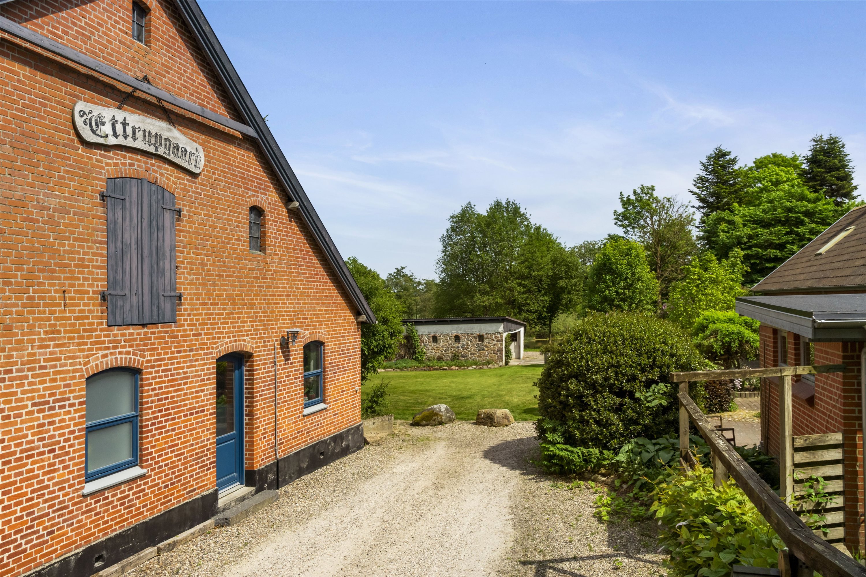 Fremhævet ejendommen billede i fuldskærmstilstand. Billede af Ettrupvej 85, 9620 Aalestrup