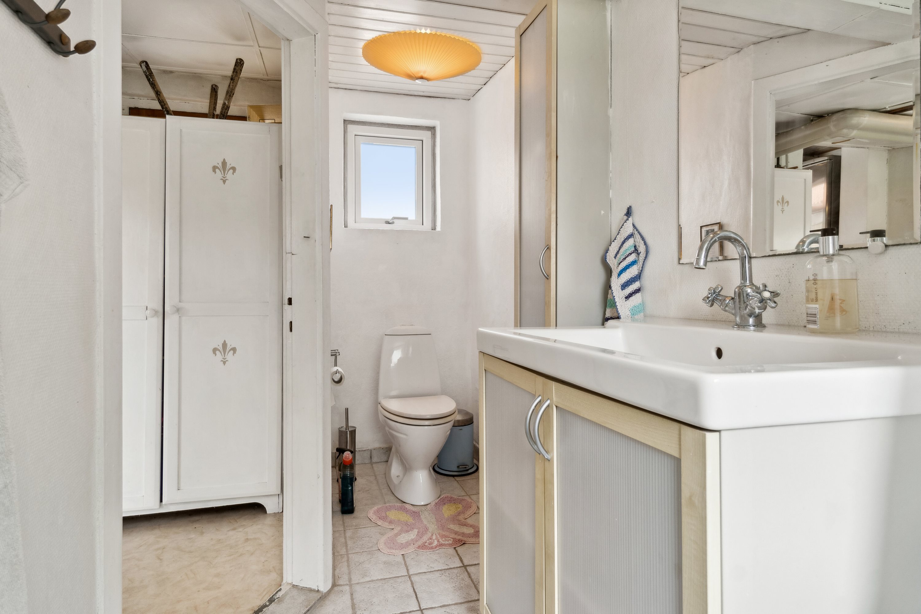 Fremhævet andet billede i fuldskærmstilstand. Billede af Østervoldgade 24, 3700 Rønne