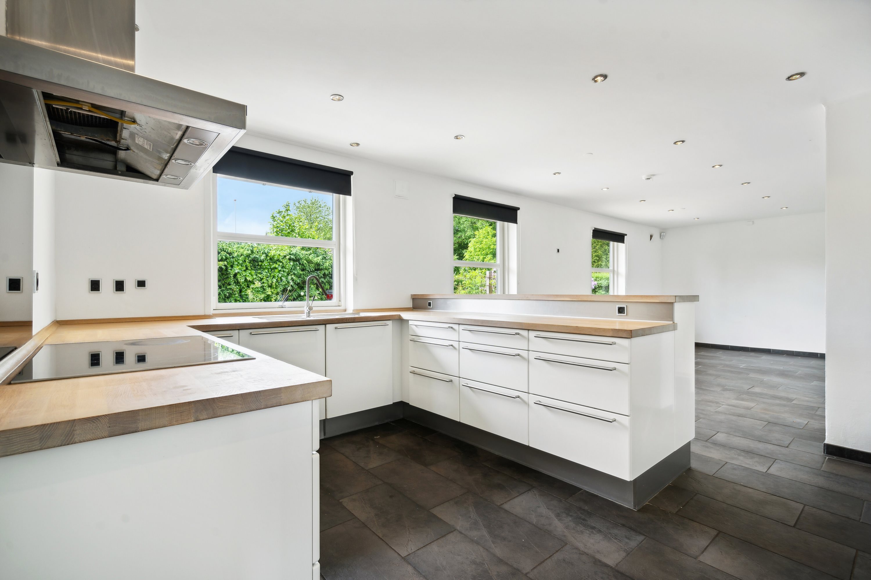 Miniaturebillede 2: køkken. Billede af Kirkegade 77, Hjordkær, 6230 Rødekro