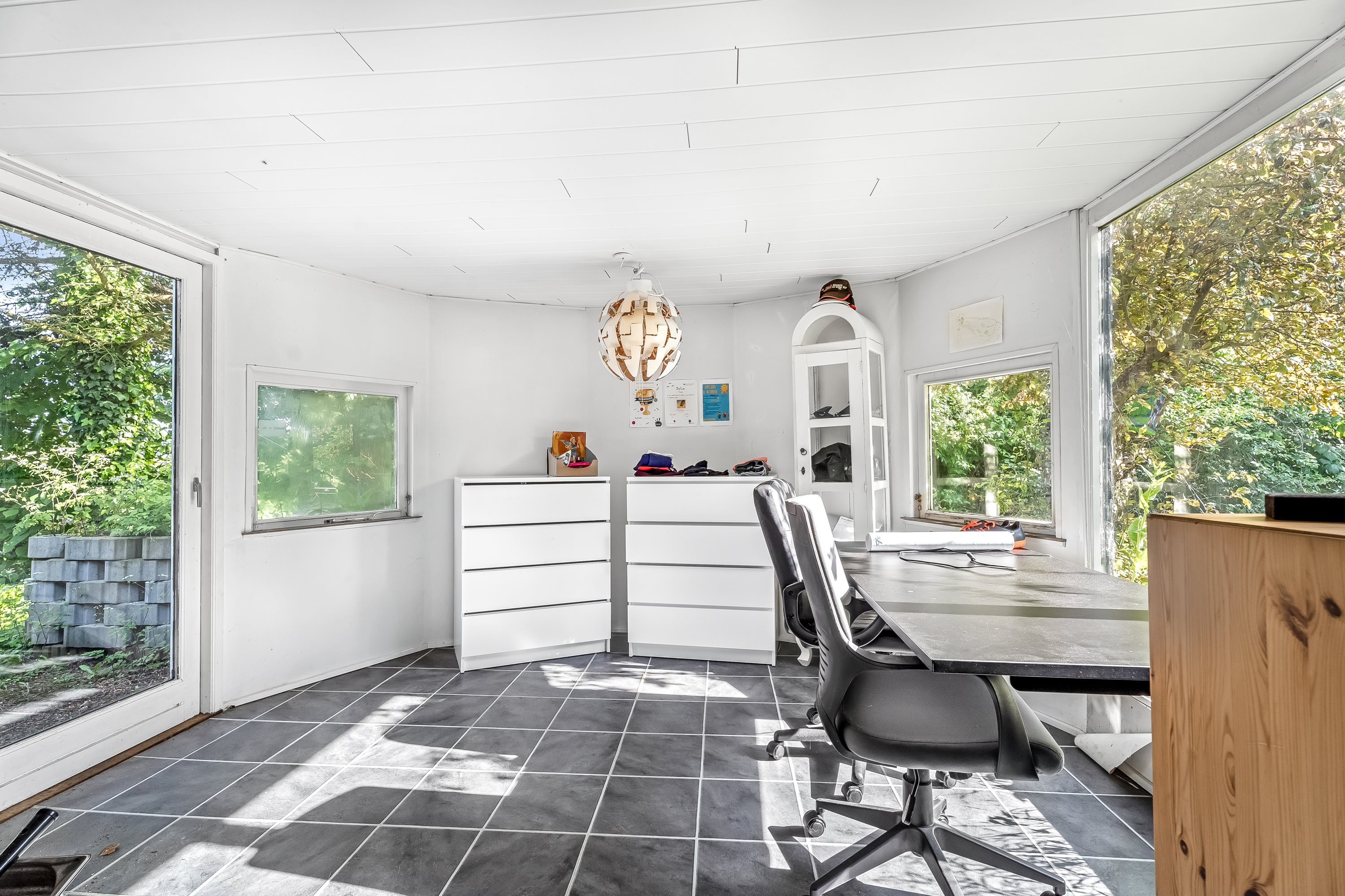 Fremhævet udestue billede i fuldskærmstilstand. Billede af Østofte Gade 74, 4951 Nørreballe