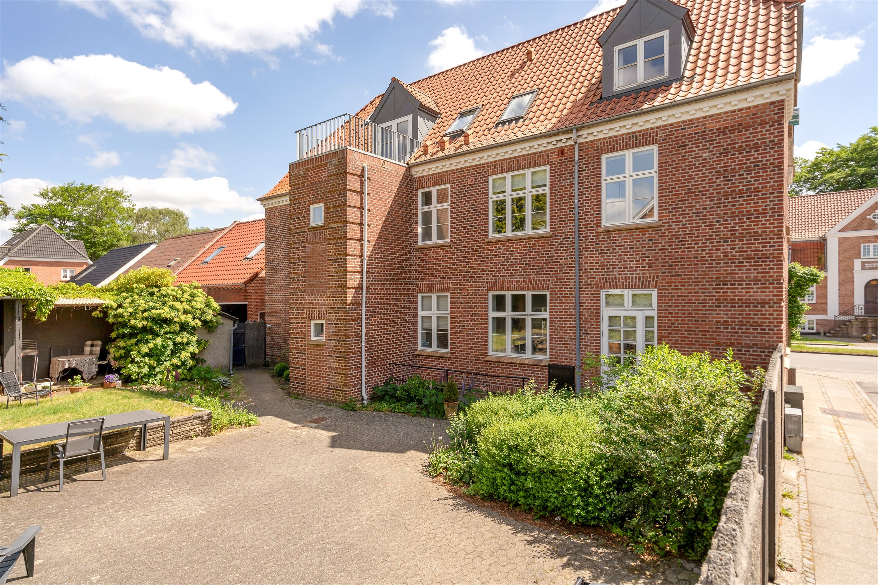 Fremhævet ejendommen billede i fuldskærmstilstand. Billede af Lundvej 11, 2., 6800 Varde