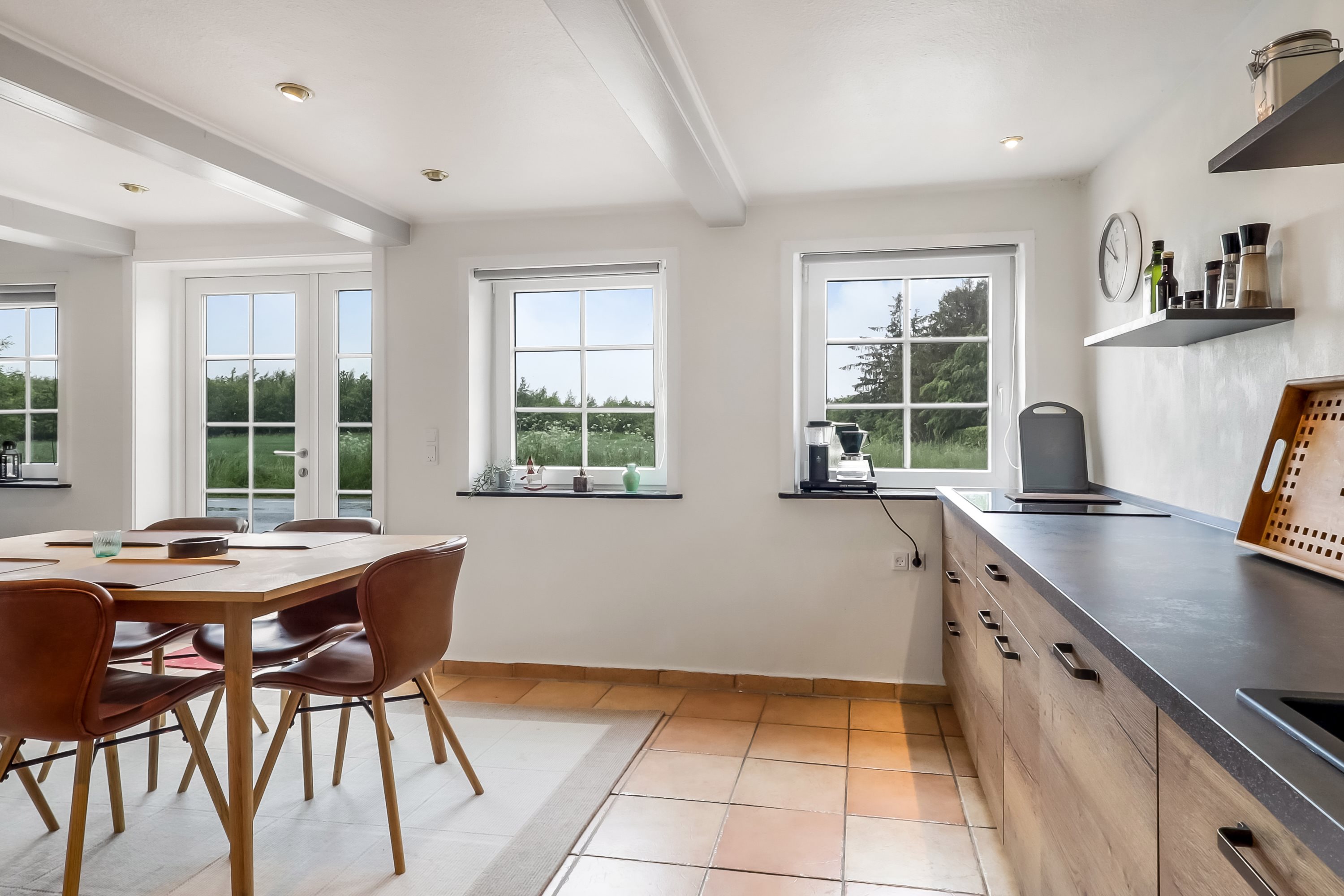 Fremhævet stue billede i fuldskærmstilstand. Billede af Houvej 6, Stoense Udflytter, 5953 Tranekær