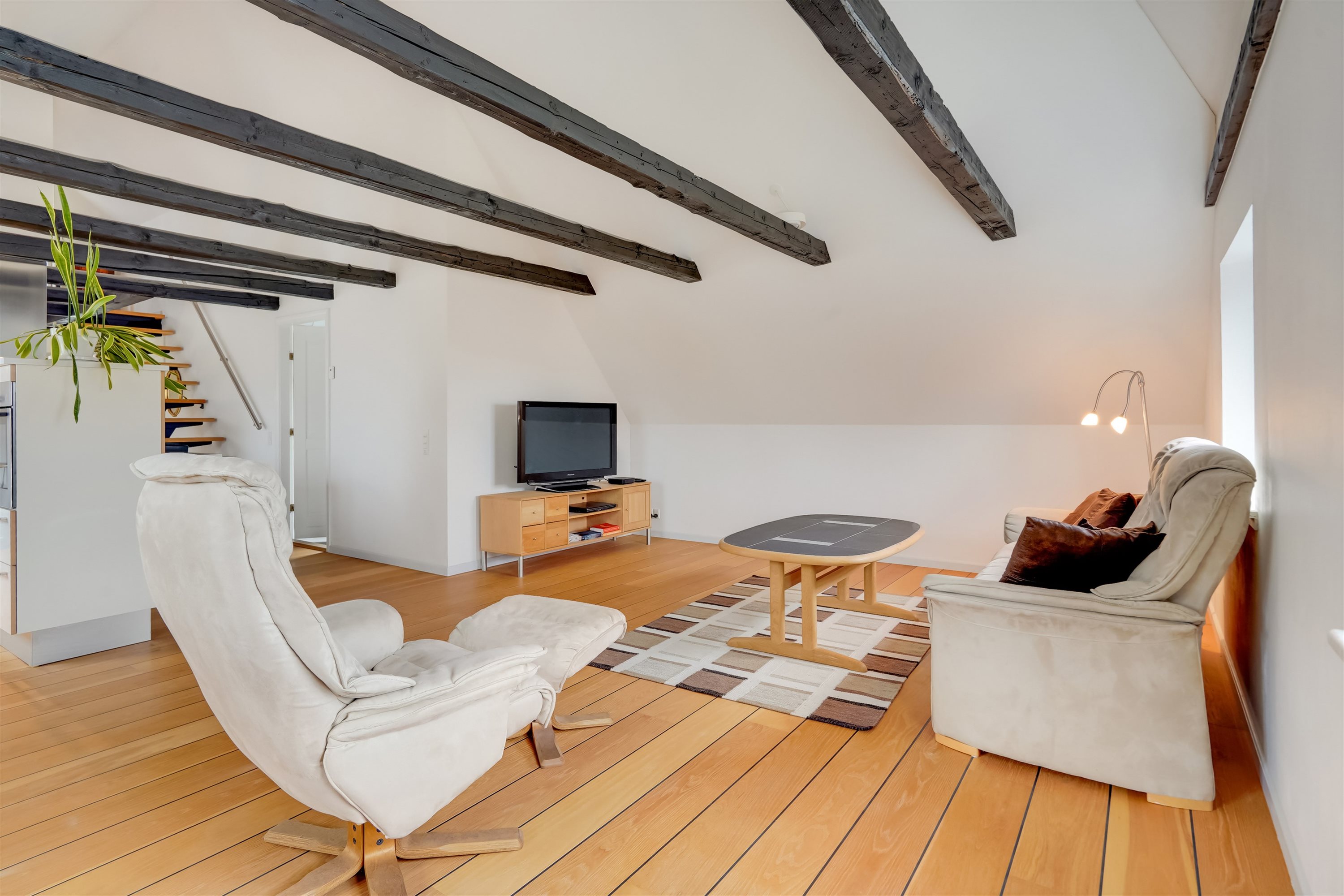 Fremhævet stue billede i fuldskærmstilstand. Billede af Lundvej 11, 2., 6800 Varde