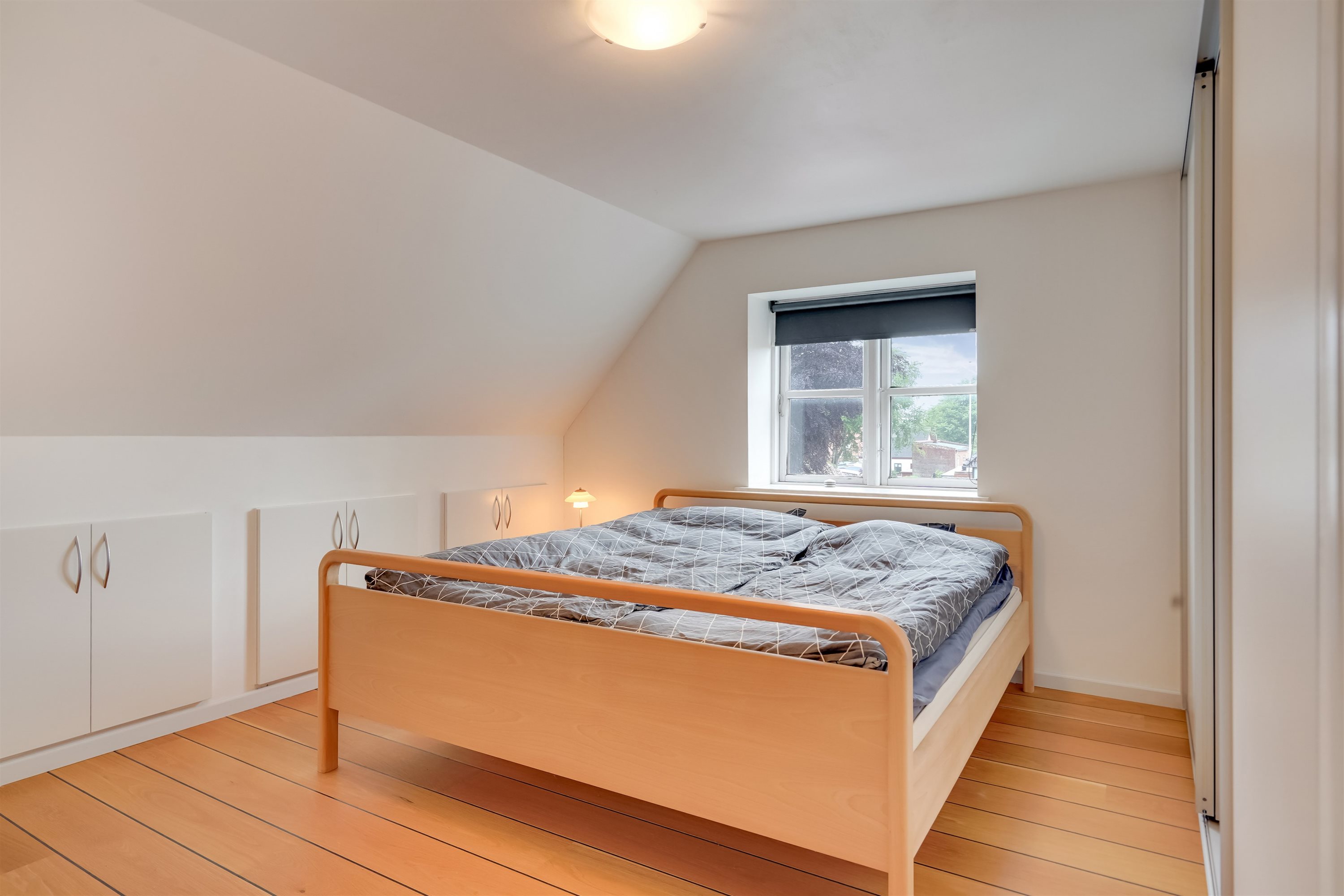 Fremhævet soveværelse billede i fuldskærmstilstand. Billede af Lundvej 11, 2., 6800 Varde