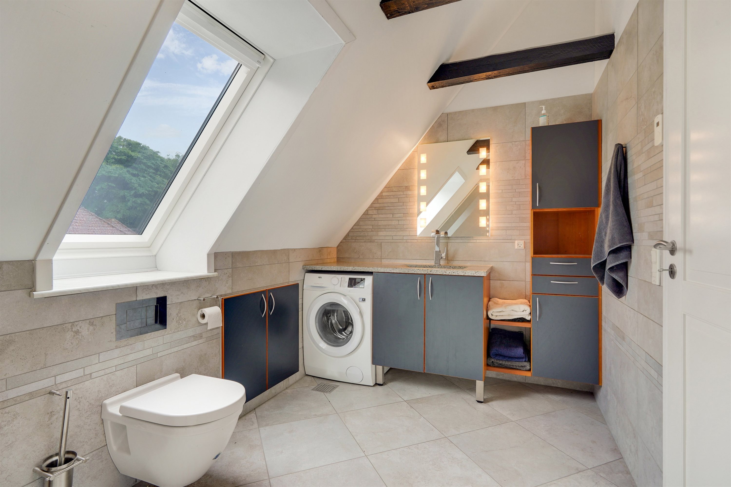 Fremhævet badeværelse billede i fuldskærmstilstand. Billede af Lundvej 11, 2., 6800 Varde