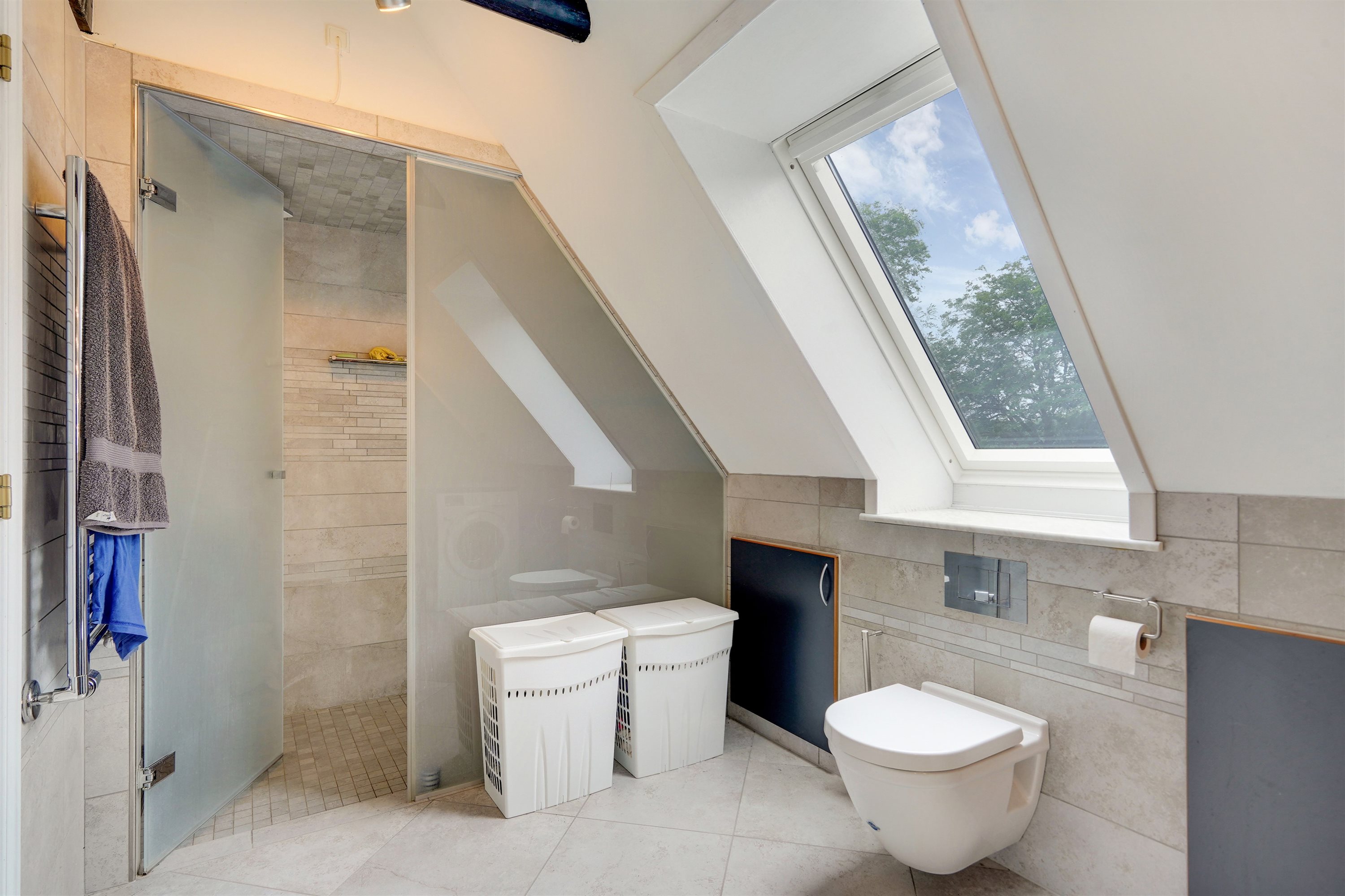 Fremhævet badeværelse billede i fuldskærmstilstand. Billede af Lundvej 11, 2., 6800 Varde