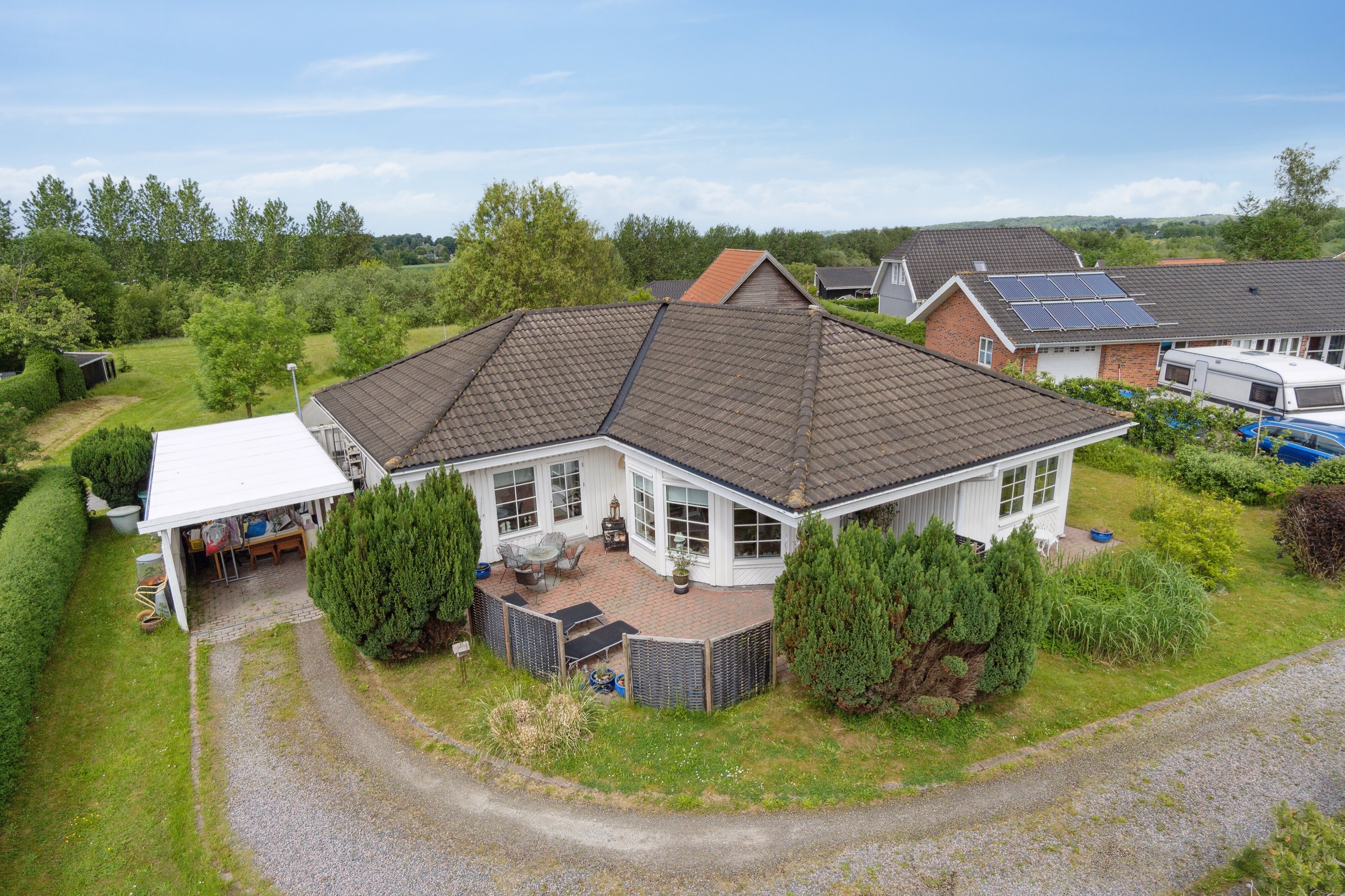 Miniaturebillede 1: udsigt fra toppen. Billede af Hanevænget 9, Hanehoved, 3300 Frederiksværk