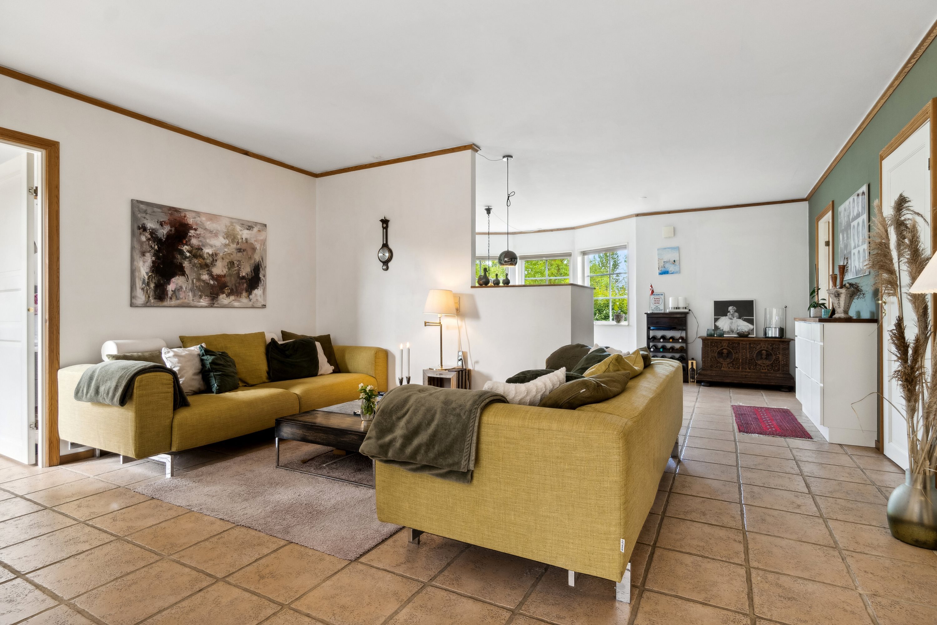 Fremhævet stue billede i fuldskærmstilstand. Billede af Hanevænget 9, Hanehoved, 3300 Frederiksværk