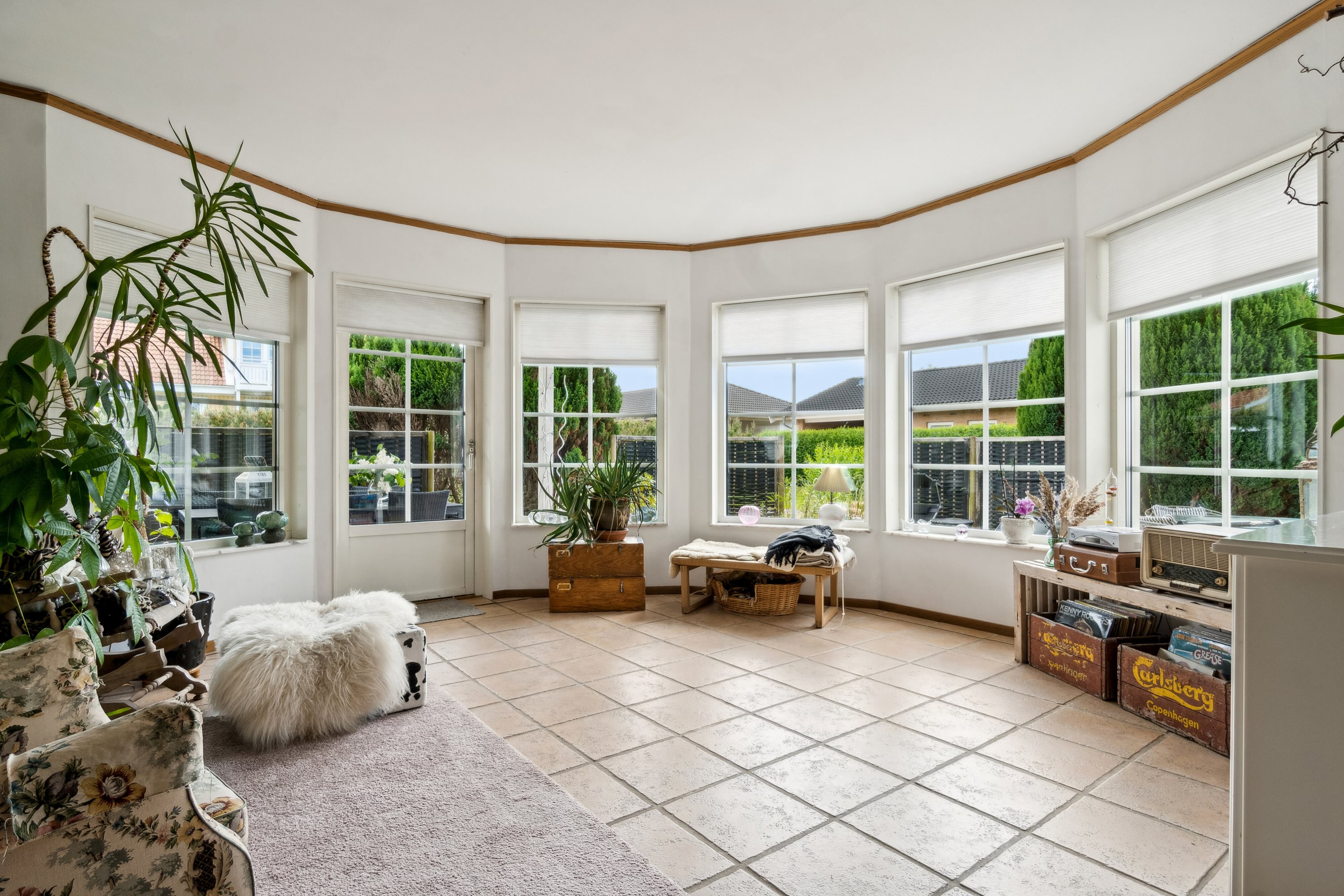 Fremhævet stue billede i fuldskærmstilstand. Billede af Hanevænget 9, Hanehoved, 3300 Frederiksværk