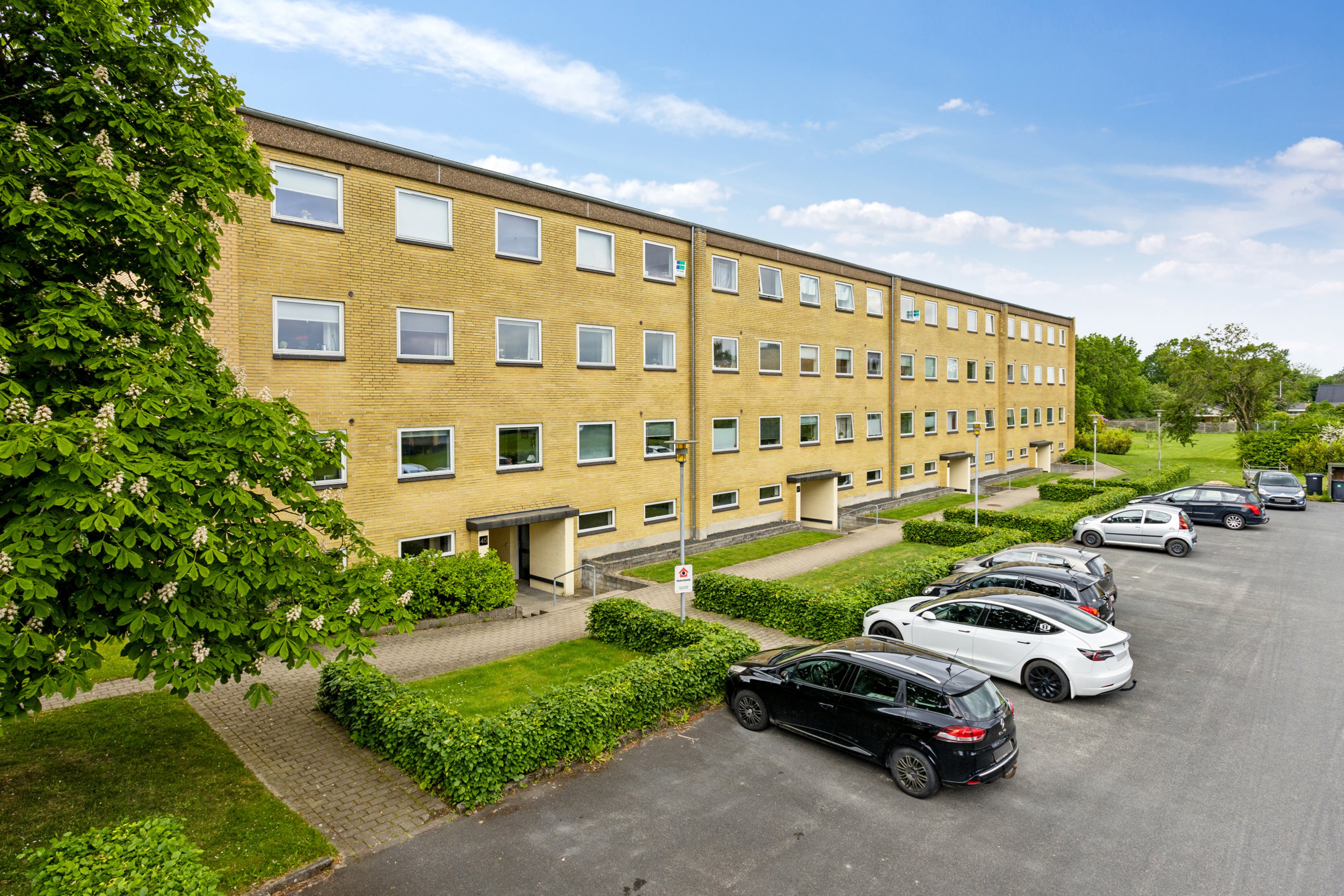 Fremhævet ejendom 1 billede i fuldskærmstilstand. Billede af Pebermyntevej 45, 2. tv., 8800 Viborg