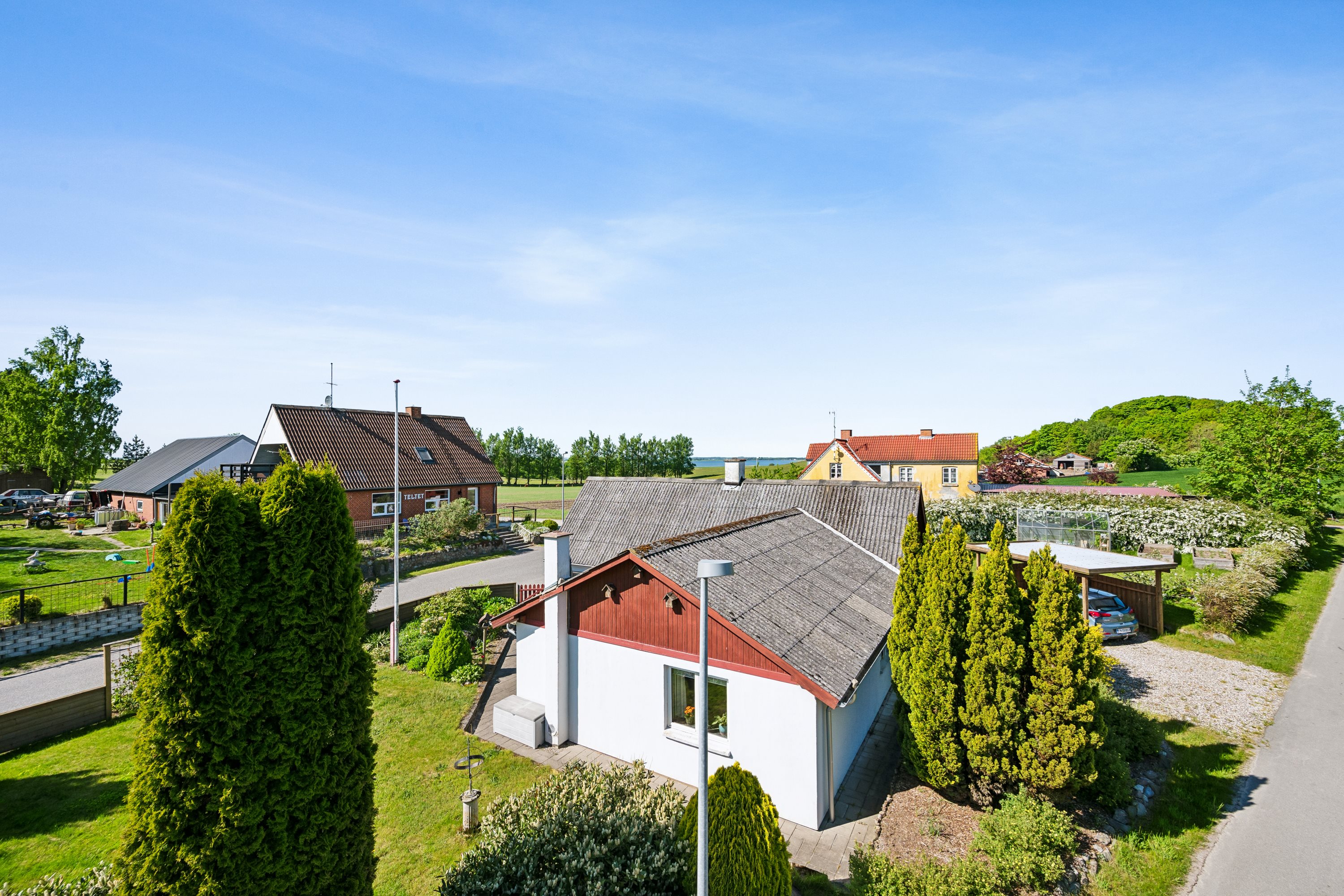 Fremhævet  billede i fuldskærmstilstand. Billede af Rougsøvej 284, Udby, 8950 Ørsted