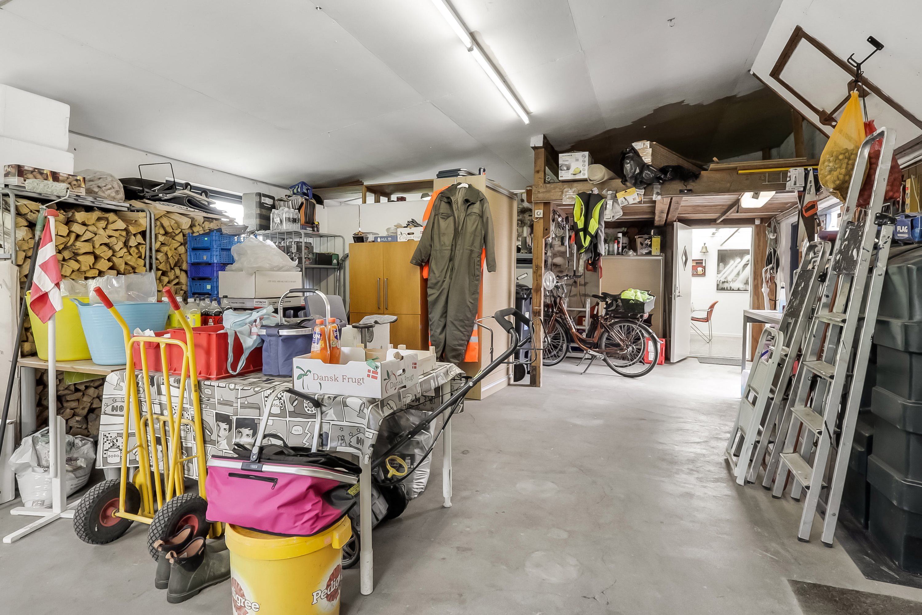 Fremhævet andet billede i fuldskærmstilstand. Billede af Fjællebrovejen 32, Fjællebroen, 5762 Vester Skerninge