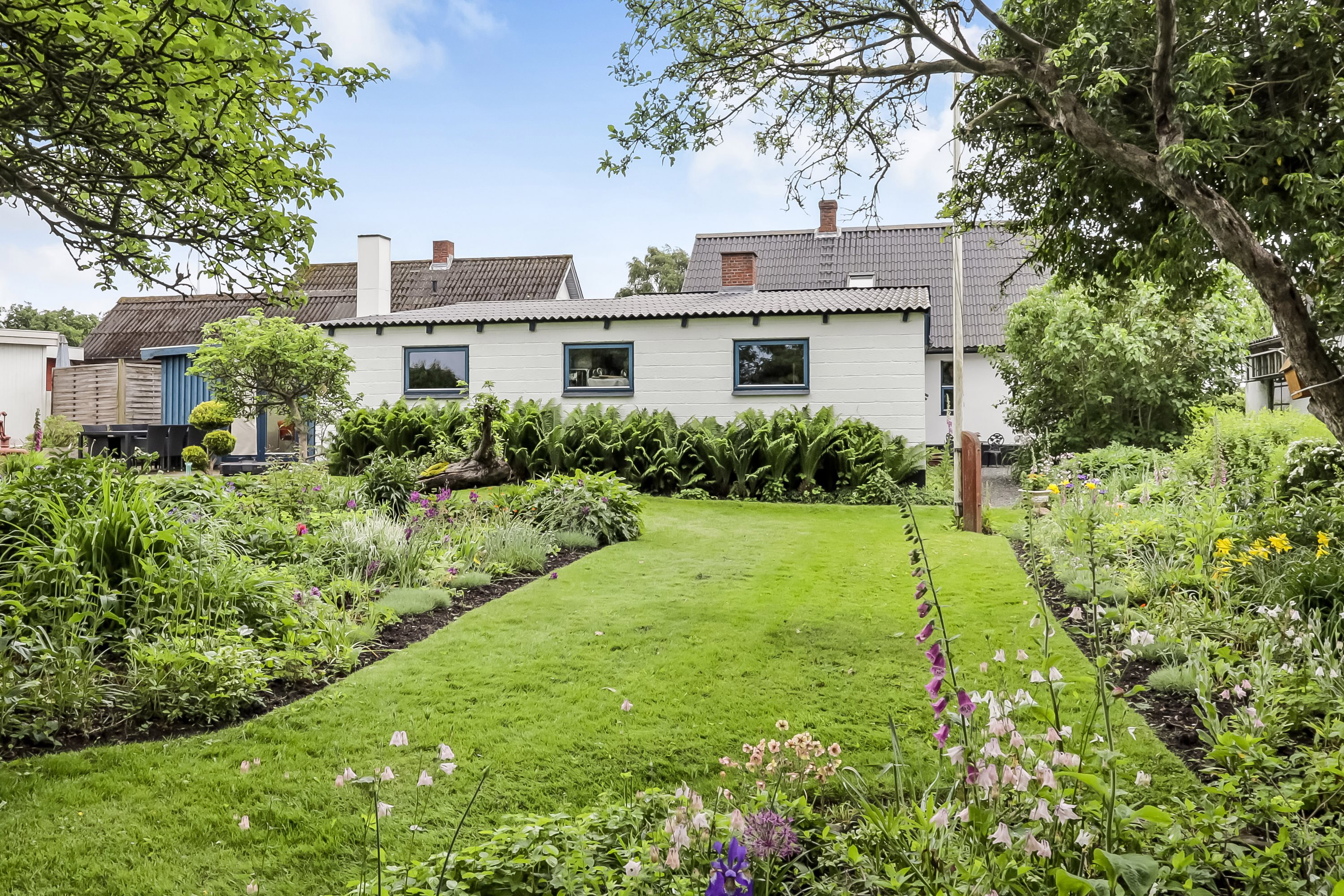 Fremhævet have billede i fuldskærmstilstand. Billede af Fjællebrovejen 32, Fjællebroen, 5762 Vester Skerninge