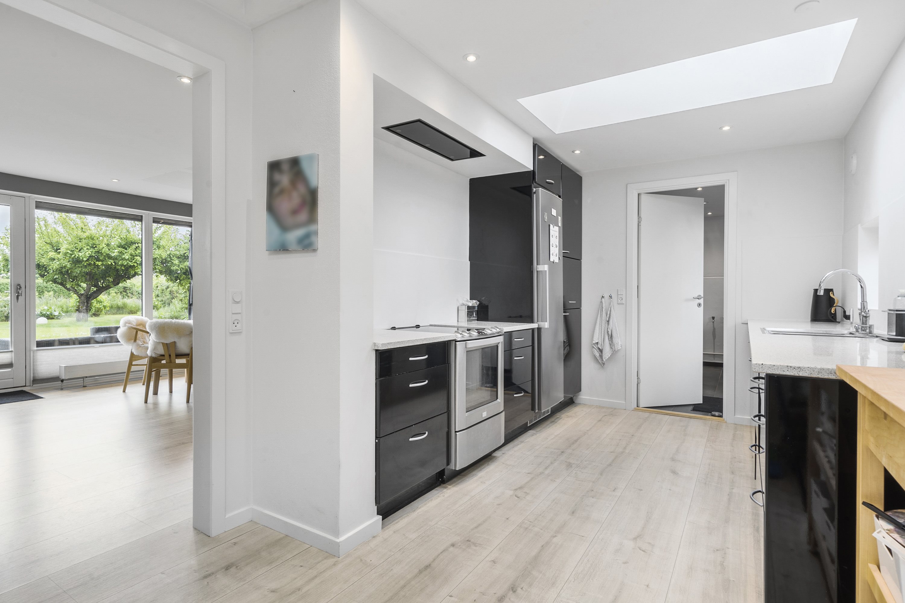 Fremhævet køkken billede i fuldskærmstilstand. Billede af Højvænget 207, Odder, 8300 Odder