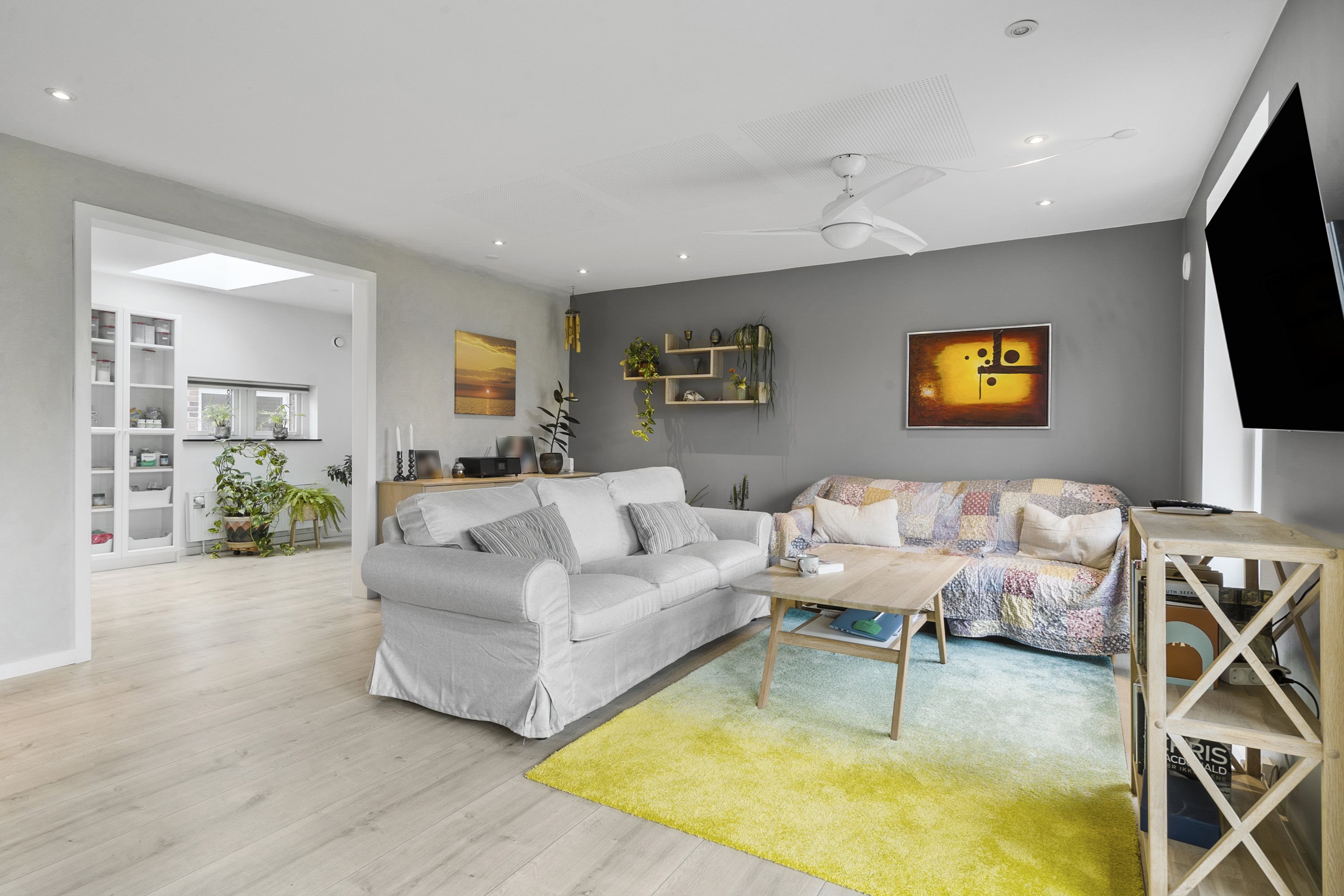 Fremhævet stue billede i fuldskærmstilstand. Billede af Højvænget 207, Odder, 8300 Odder