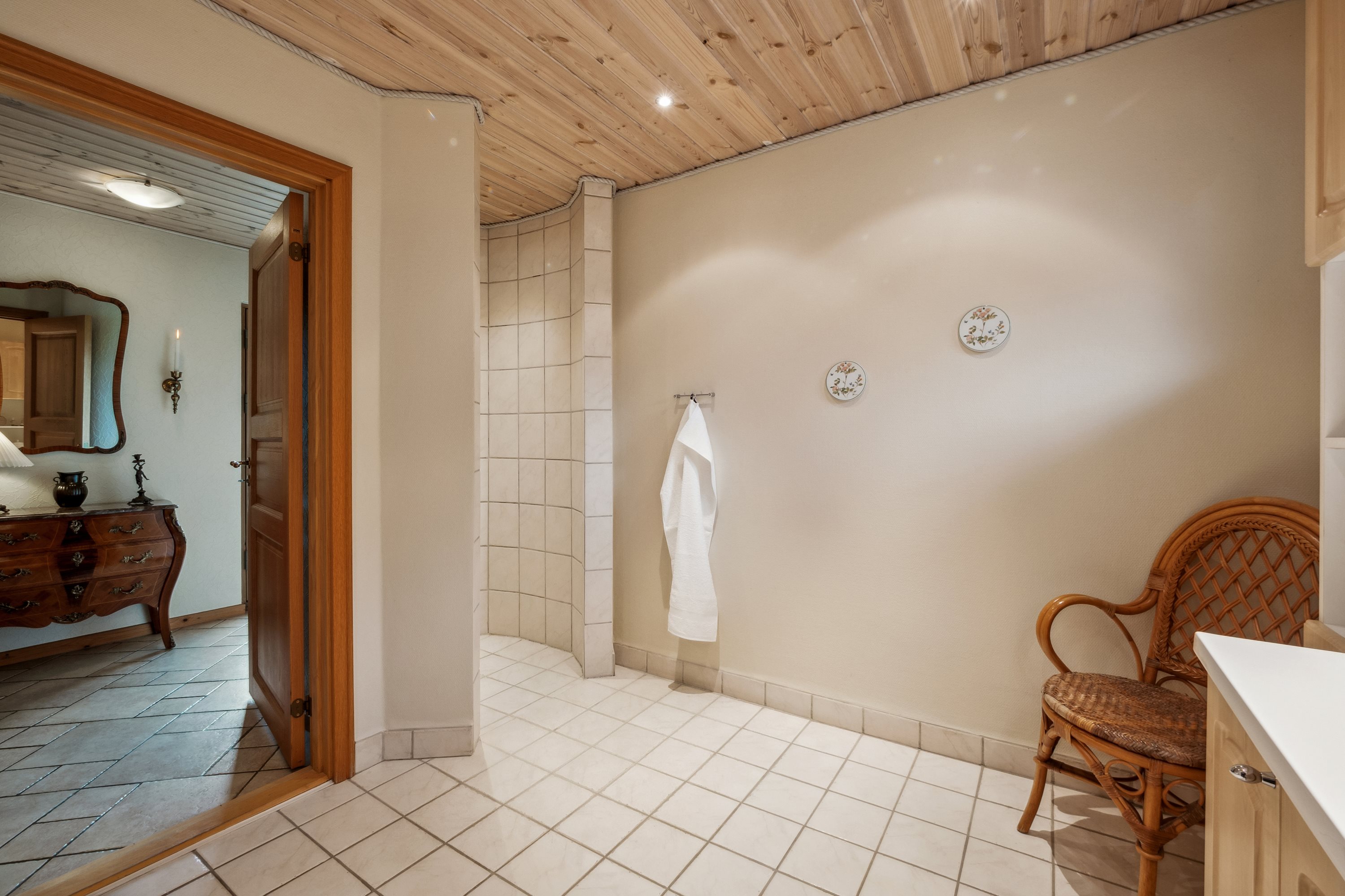 Fremhævet badeværelse billede i fuldskærmstilstand. Billede af Morsingvej 12, Tæbring, 7900 Nykøbing M