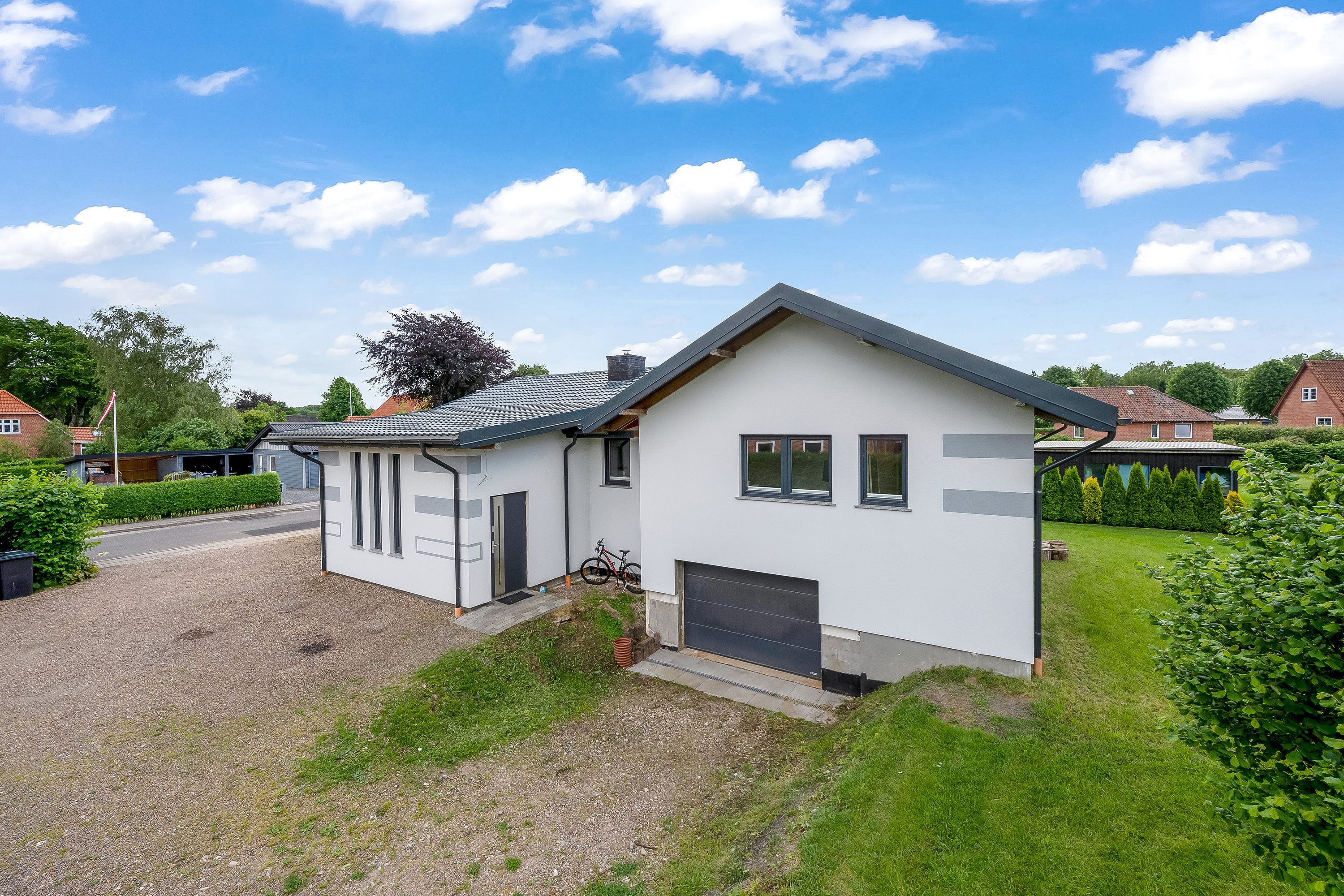 Fremhævet facade billede i fuldskærmstilstand. Billede af Stadionalle 5, Borris, 6900 Skjern