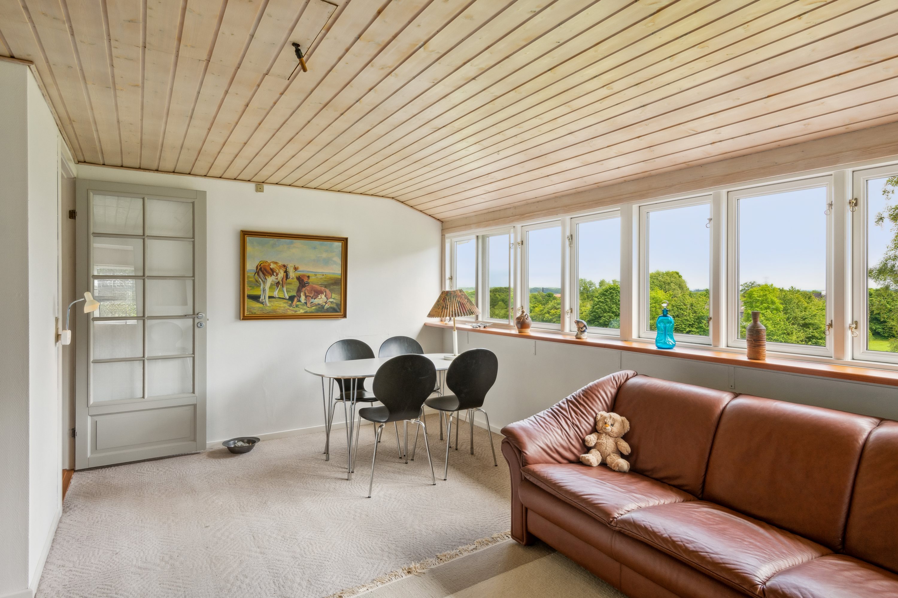 Fremhævet stue billede i fuldskærmstilstand. Billede af Hjedsbækvej 71, Sørup, 9530 Støvring