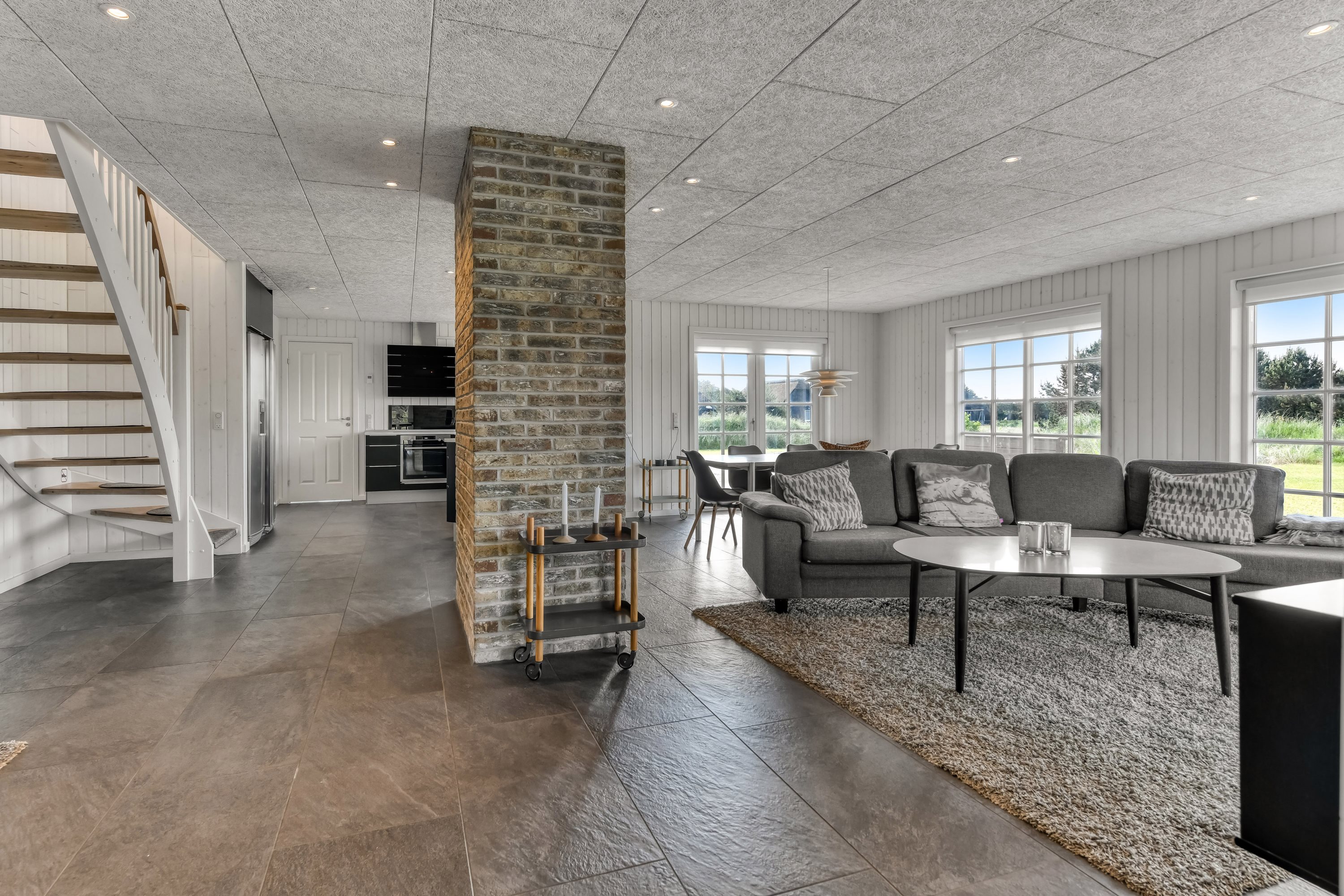 Fremhævet stue billede i fuldskærmstilstand. Billede af Horns Rev 2, 6857 Blåvand