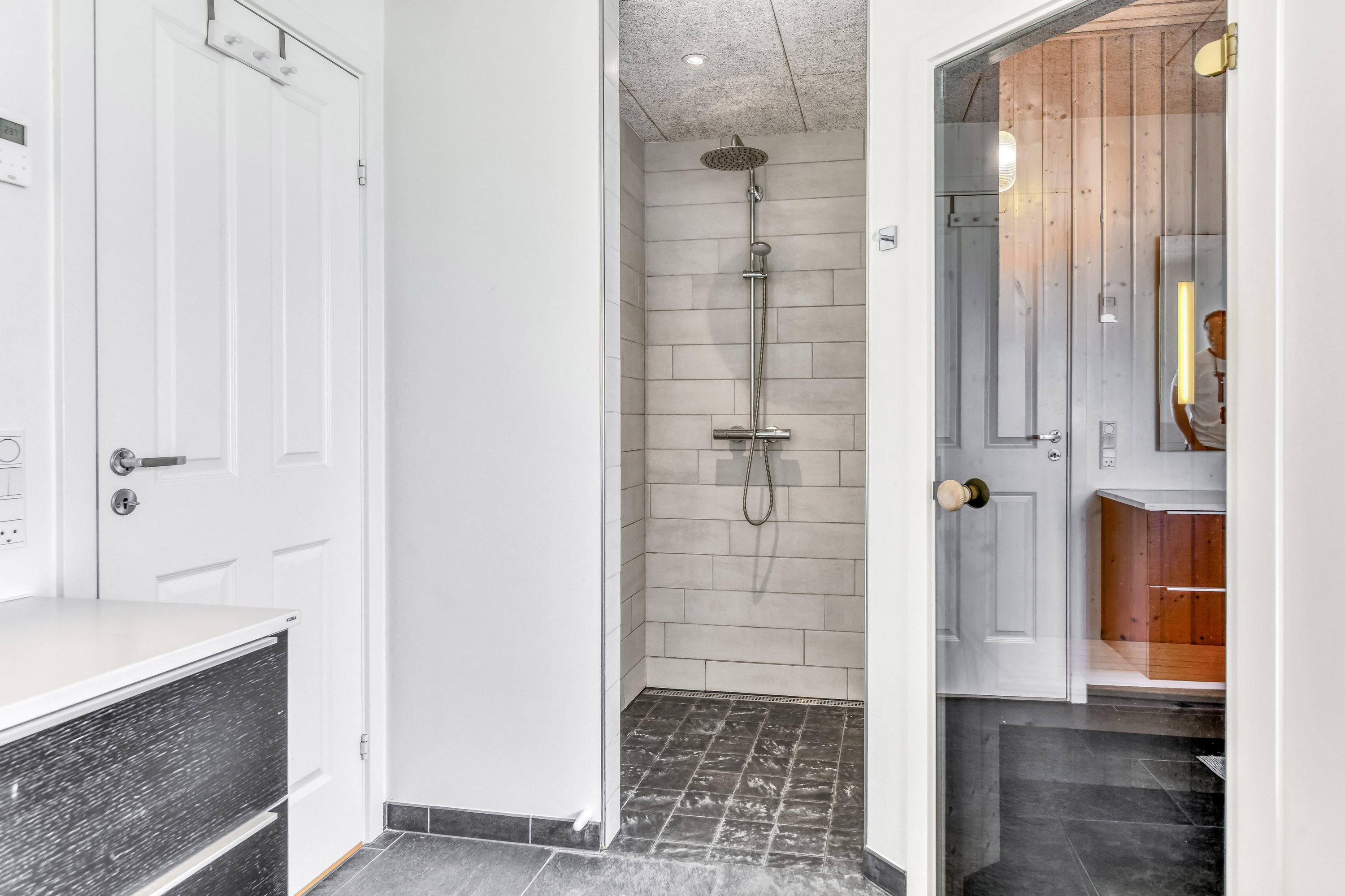 Fremhævet badeværelse billede i fuldskærmstilstand. Billede af Horns Rev 2, 6857 Blåvand