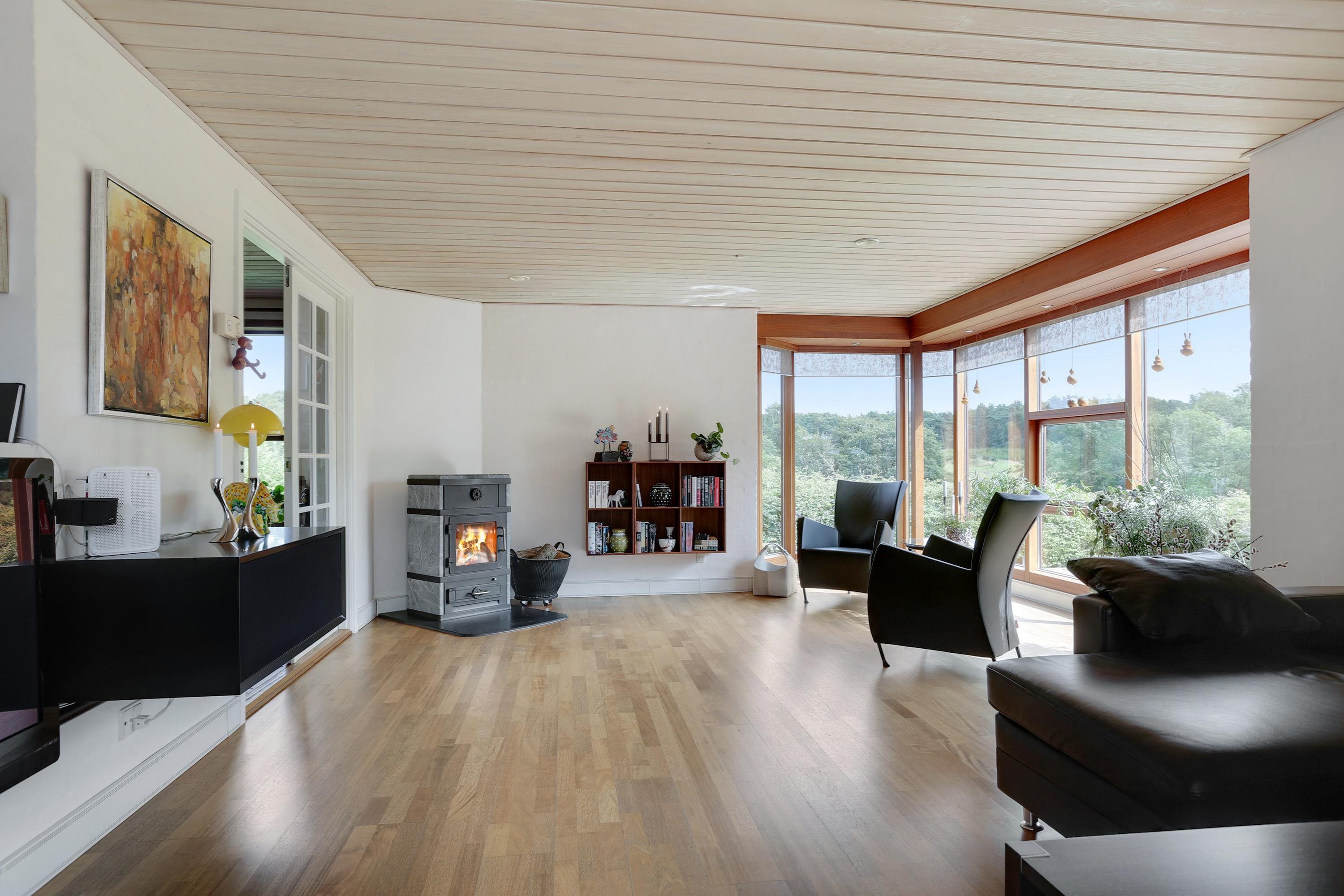 Fremhævet stue billede i fuldskærmstilstand. Billede af Eskærvej 10, Mejling, 9900 Frederikshavn