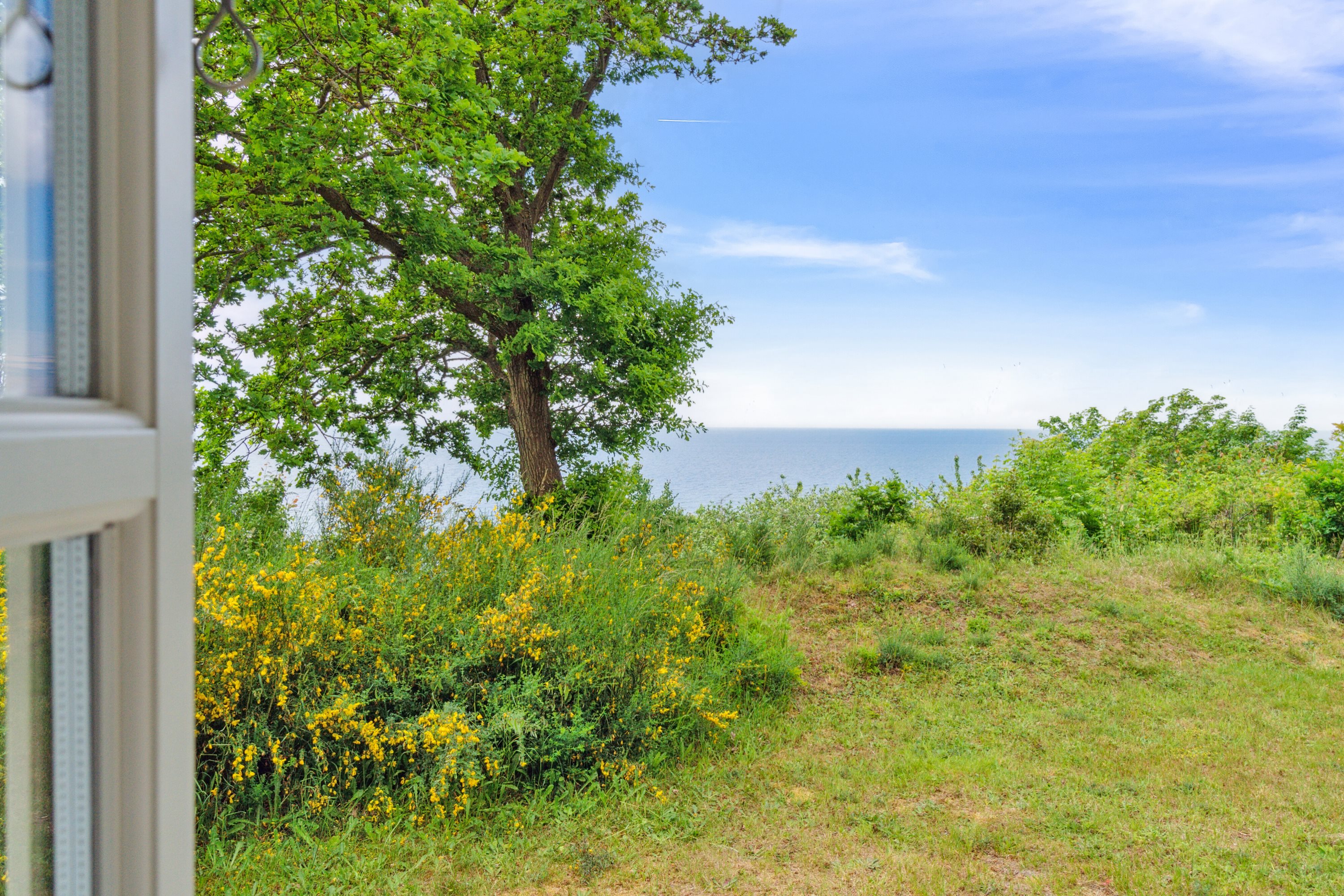 Fremhævet udsigt billede i fuldskærmstilstand. Billede af Lersøvej 13, 3700 Rønne