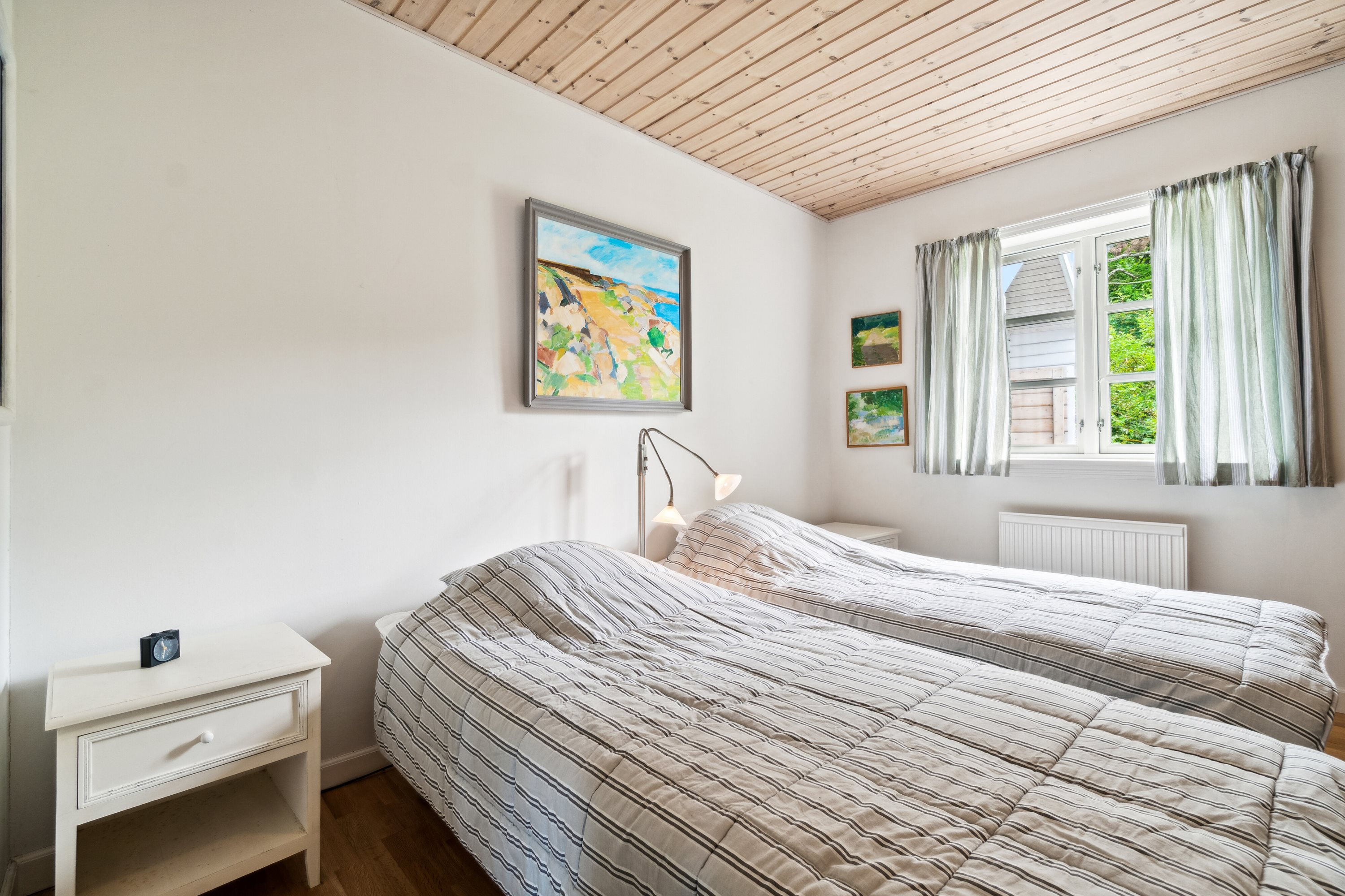 Fremhævet soveværelse billede i fuldskærmstilstand. Billede af Lersøvej 13, 3700 Rønne