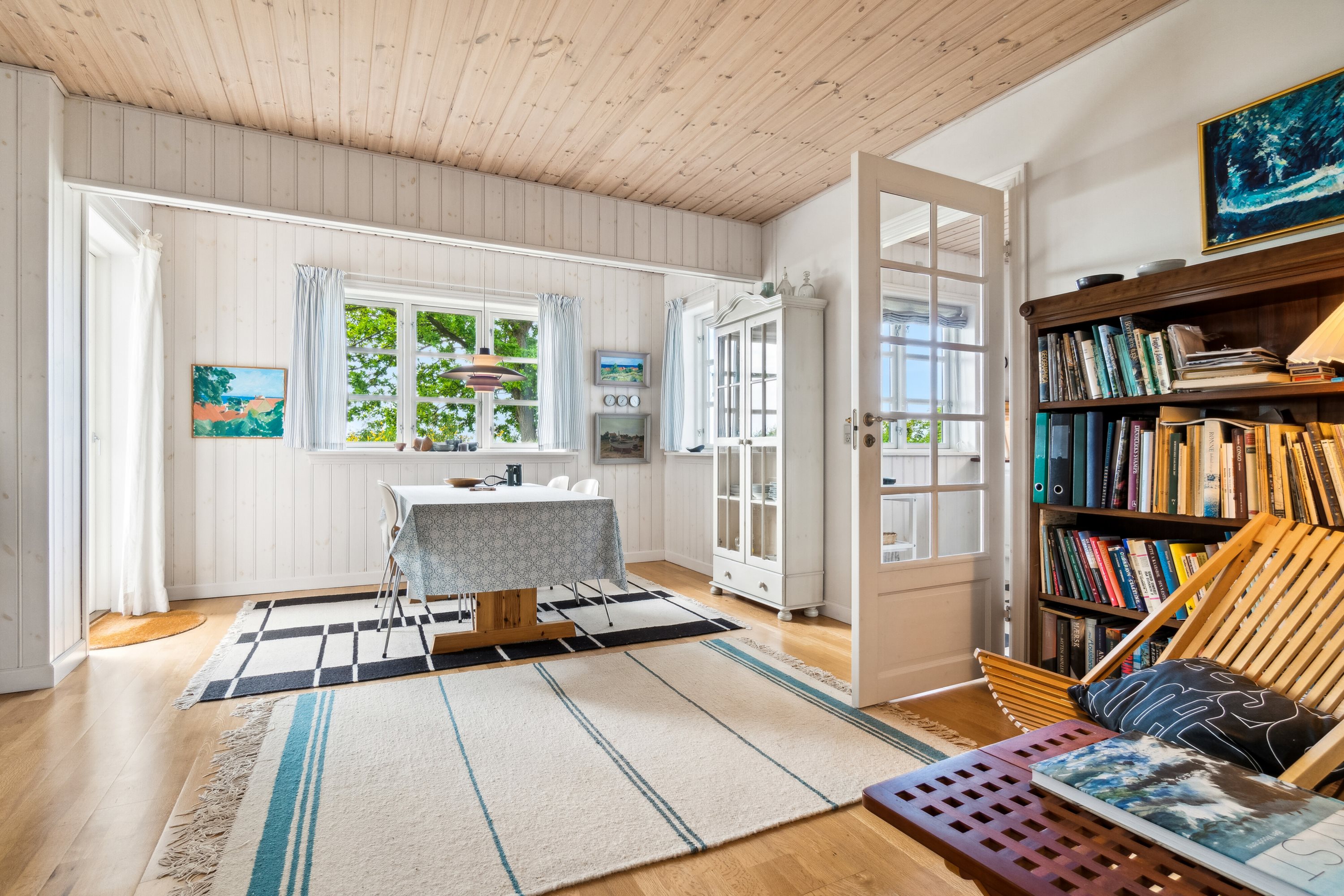 Fremhævet spisestue billede i fuldskærmstilstand. Billede af Lersøvej 13, 3700 Rønne