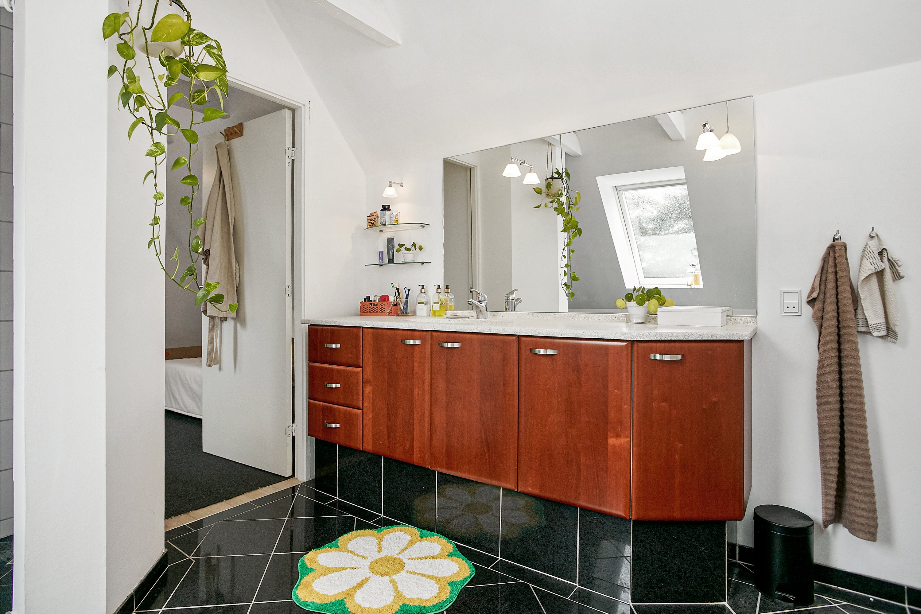 Fremhævet  billede i fuldskærmstilstand. Billede af Stevedorevej 17 og 17A, 8700 Horsens