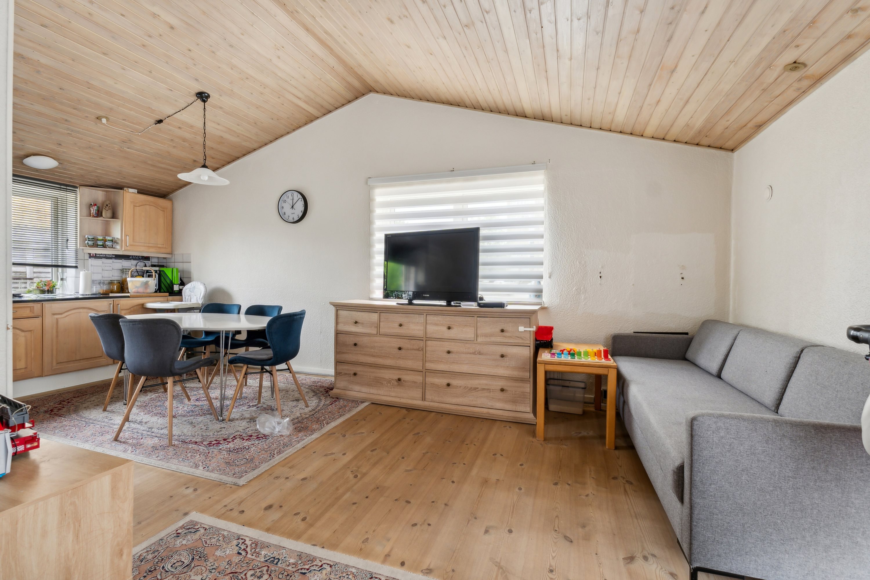 Fremhævet stue billede i fuldskærmstilstand. Billede af Nyborgvej 310, 5220 Odense SØ