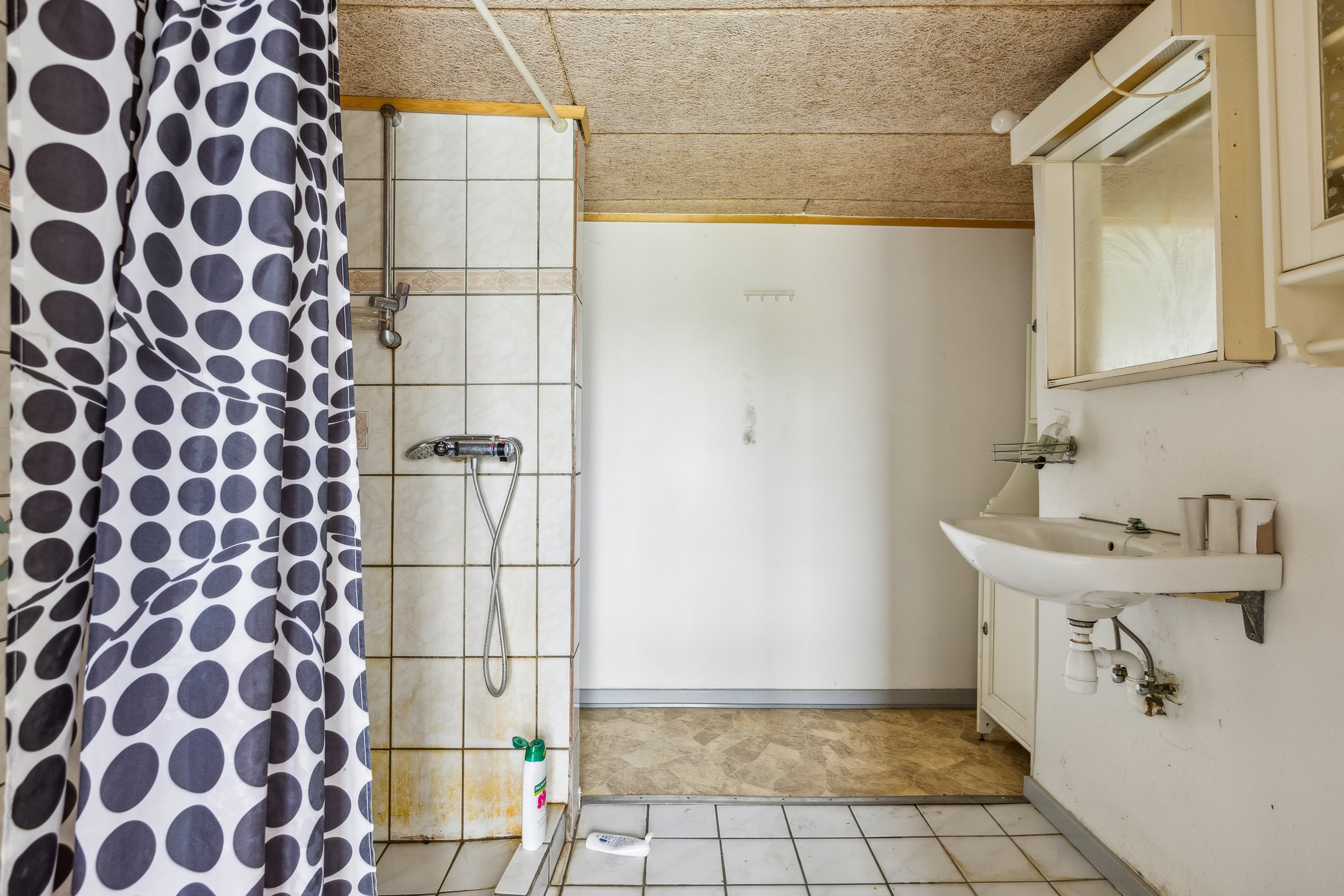 Fremhævet badeværelse billede i fuldskærmstilstand. Billede af Søndervej 80, Brobyværk, 5672 Broby