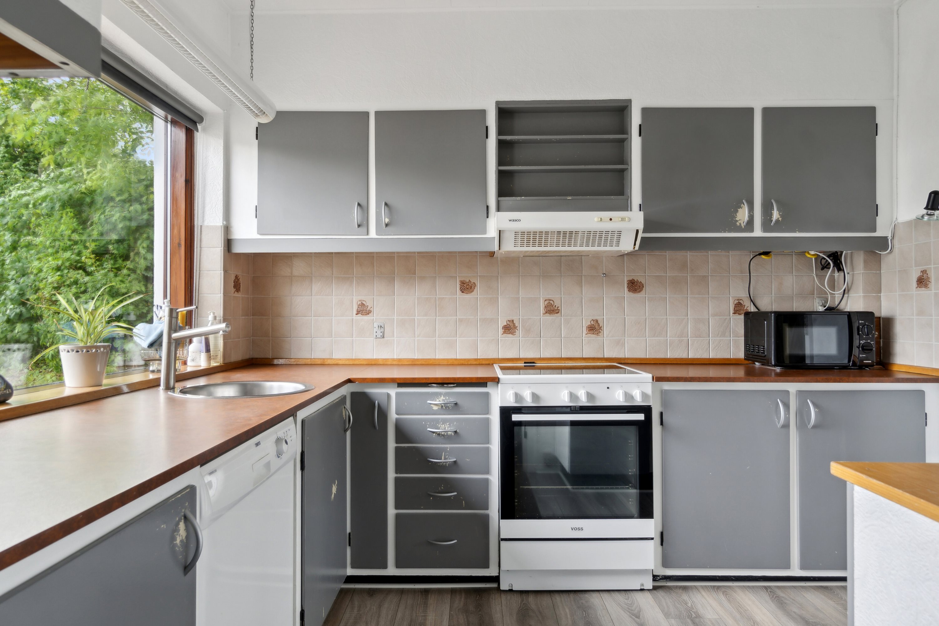 Fremhævet køkken billede i fuldskærmstilstand. Billede af Højby Hovedgade 76, 4573 Højby