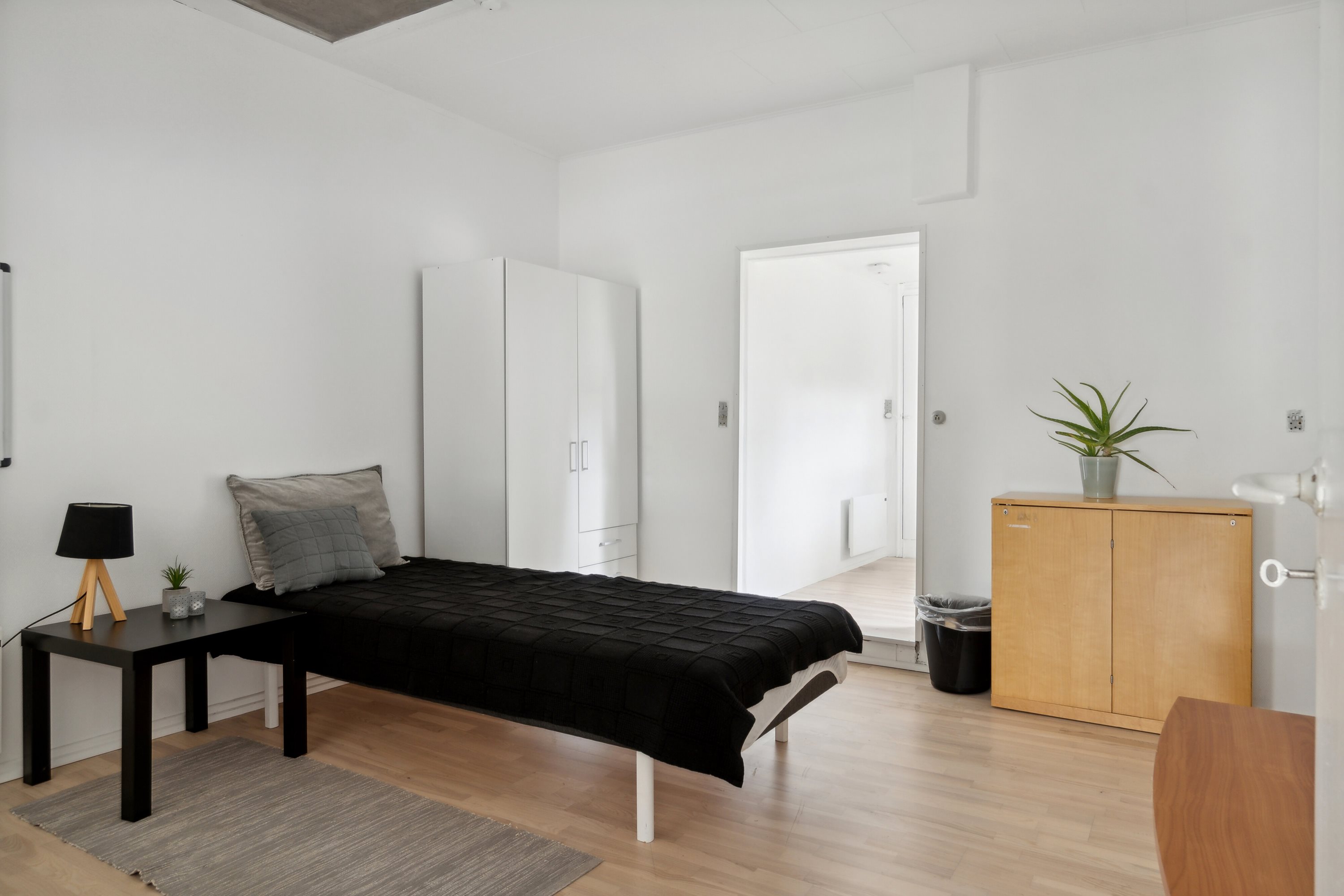 Fremhævet soveværelse billede i fuldskærmstilstand. Billede af Højby Hovedgade 76, 4573 Højby