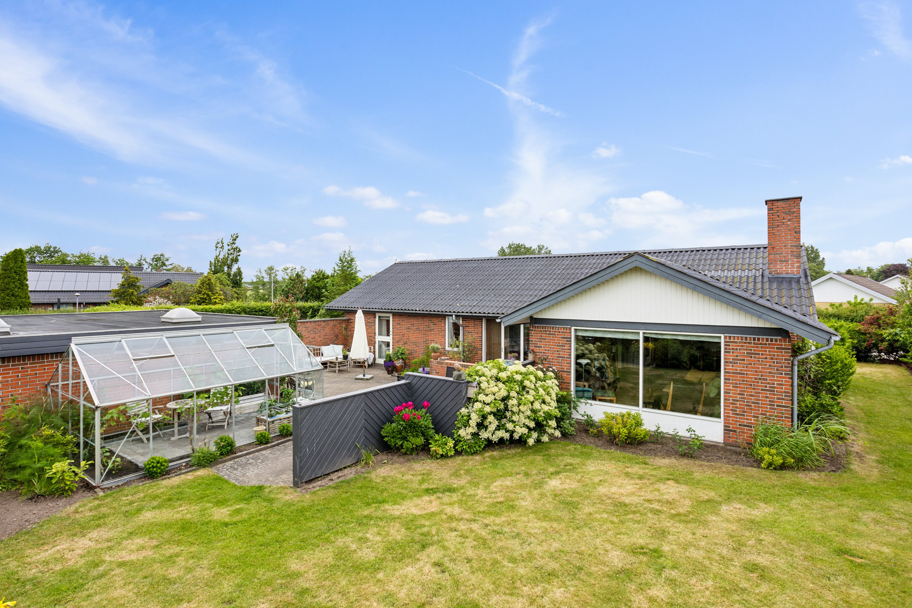 Fremhævet ejendom 1 billede i fuldskærmstilstand. Billede af Vestervænget 3, 8832 Skals