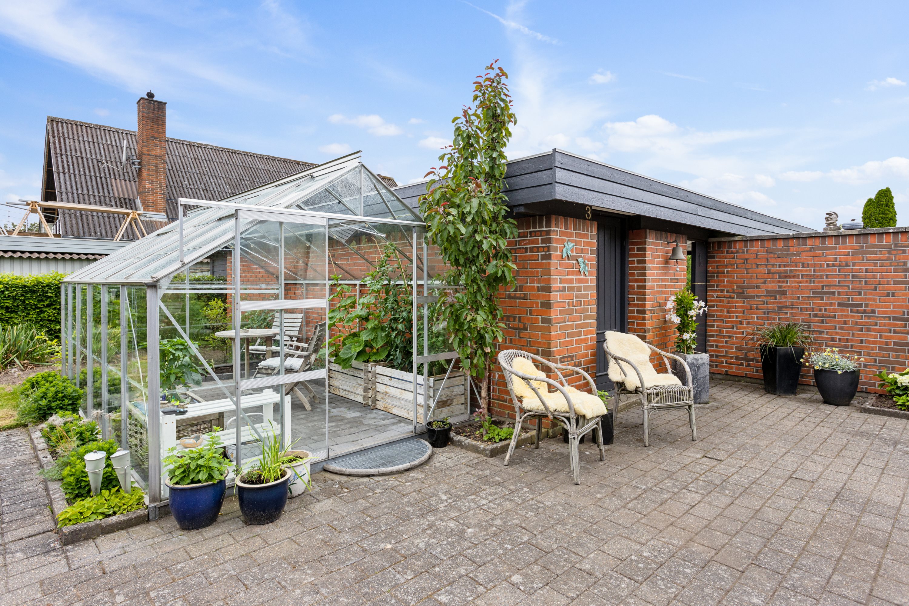 Fremhævet ejendom 1 billede i fuldskærmstilstand. Billede af Vestervænget 3, 8832 Skals