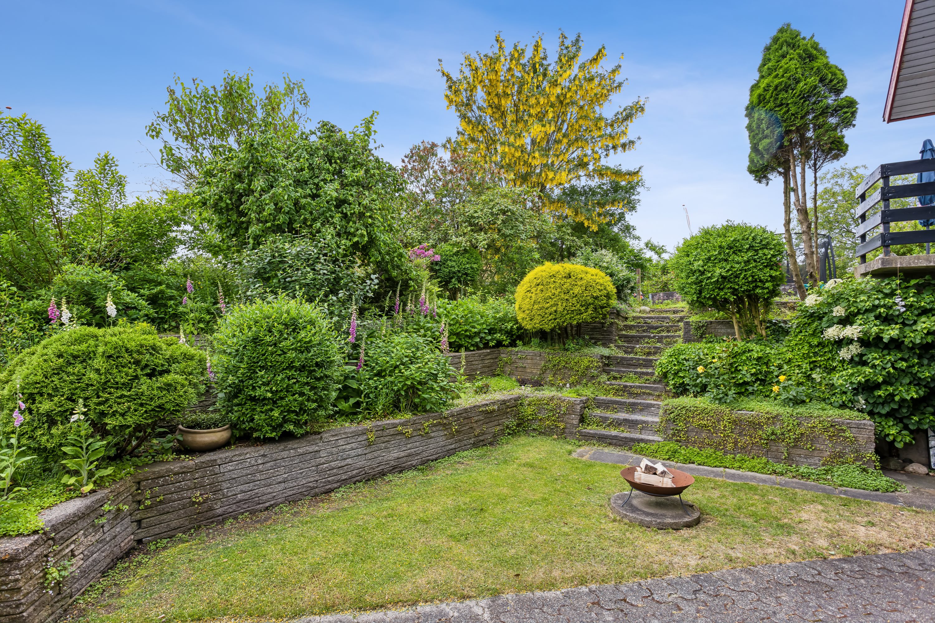 Fremhævet have billede i fuldskærmstilstand. Billede af Storhøjvej 20, 8831 Løgstrup