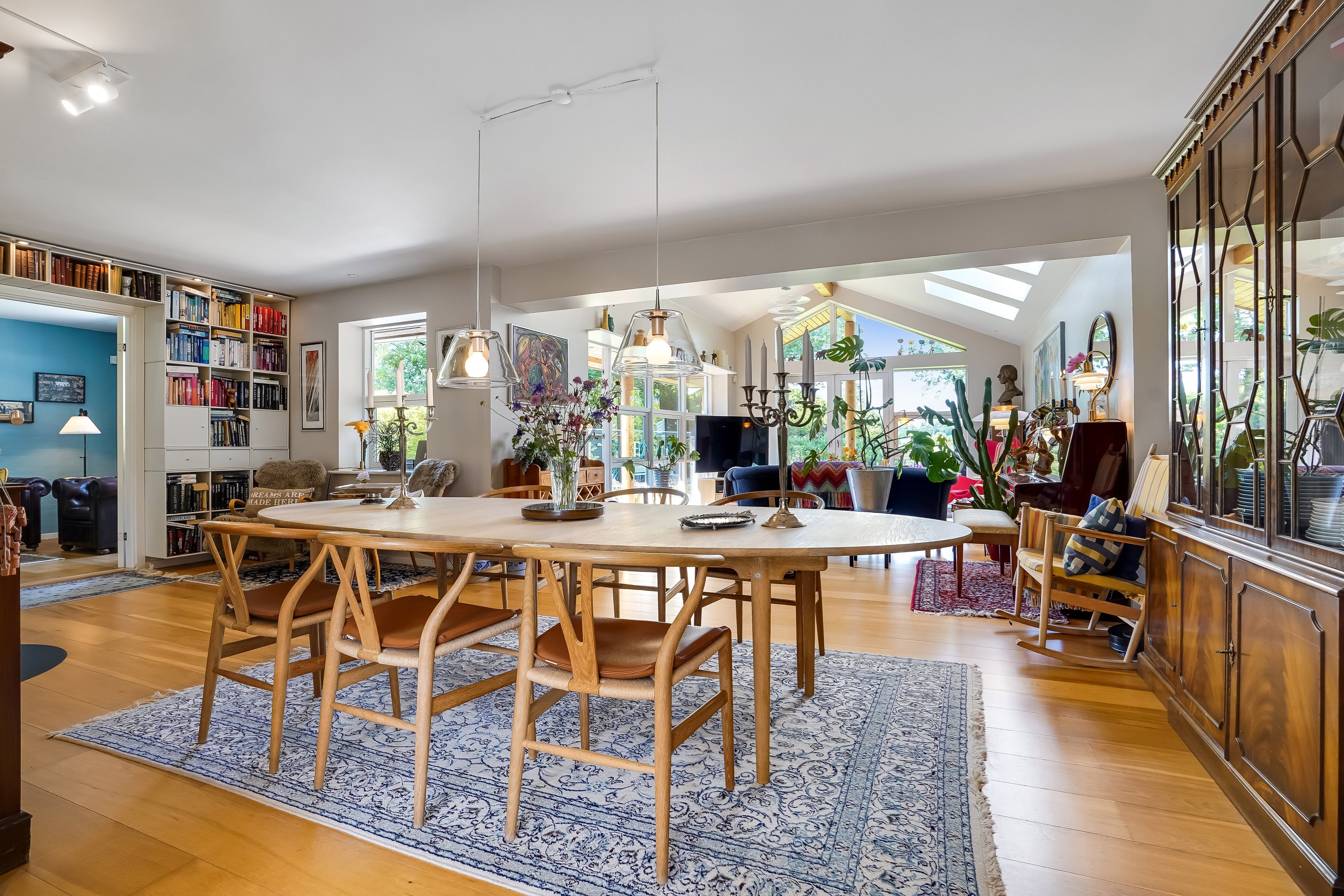 Fremhævet stue billede i fuldskærmstilstand. Billede af Skovgyden 67, Ørritslev Skov, 5450 Otterup