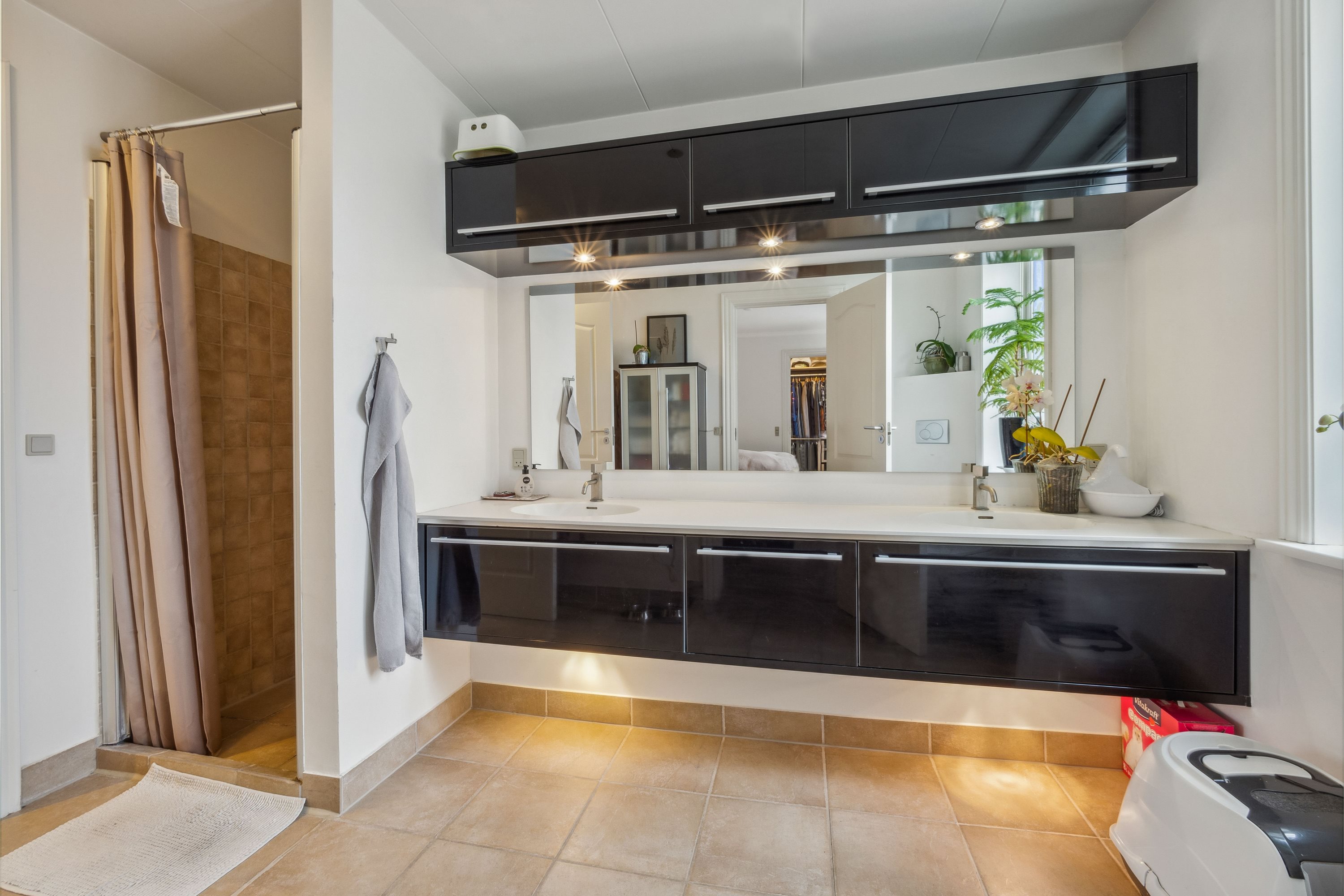 Fremhævet badeværelse billede i fuldskærmstilstand. Billede af Kirkegårdsvej 1, 7700 Thisted