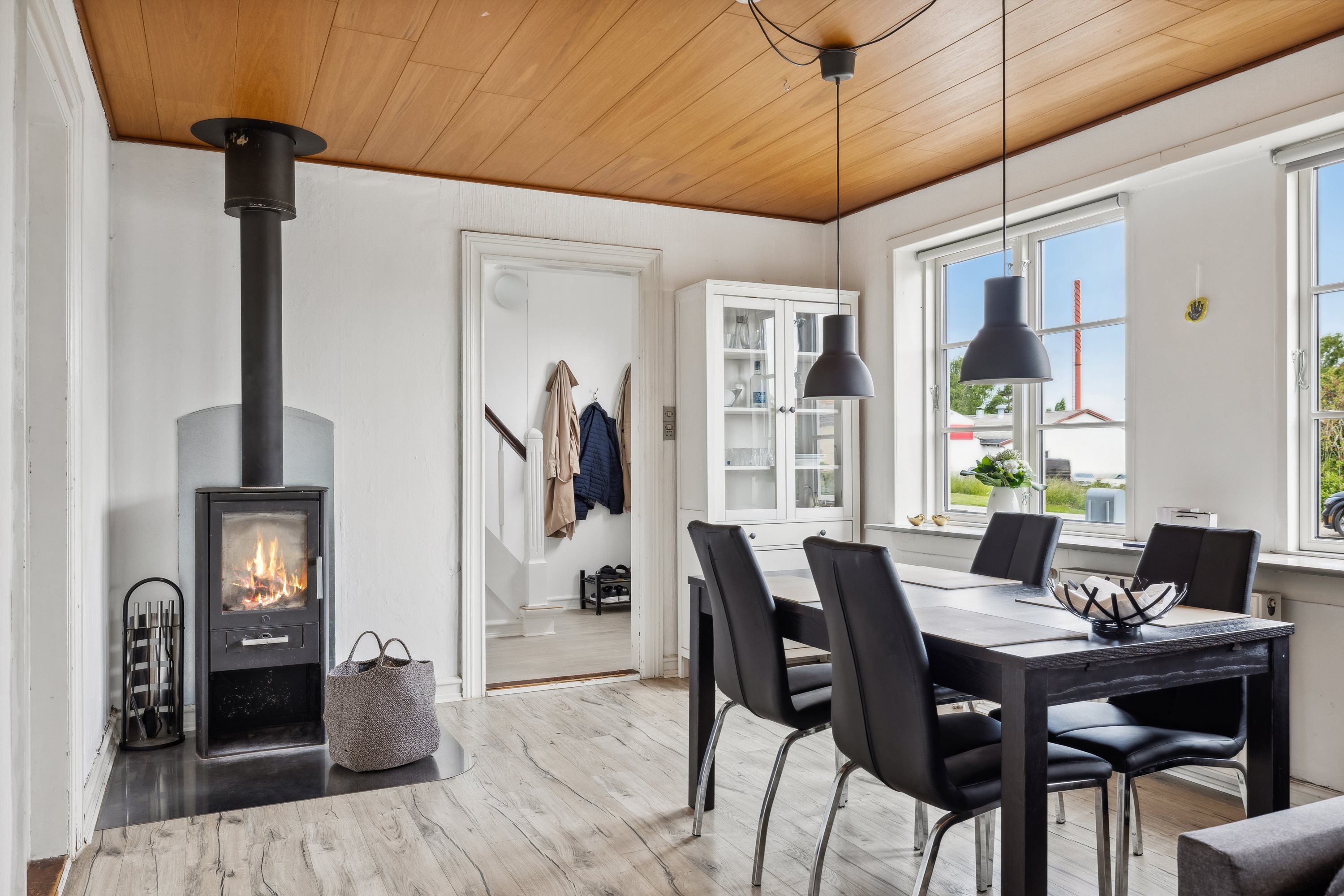 Fremhævet stue billede i fuldskærmstilstand. Billede af Hornelandevej 13, Horne, 5600 Faaborg