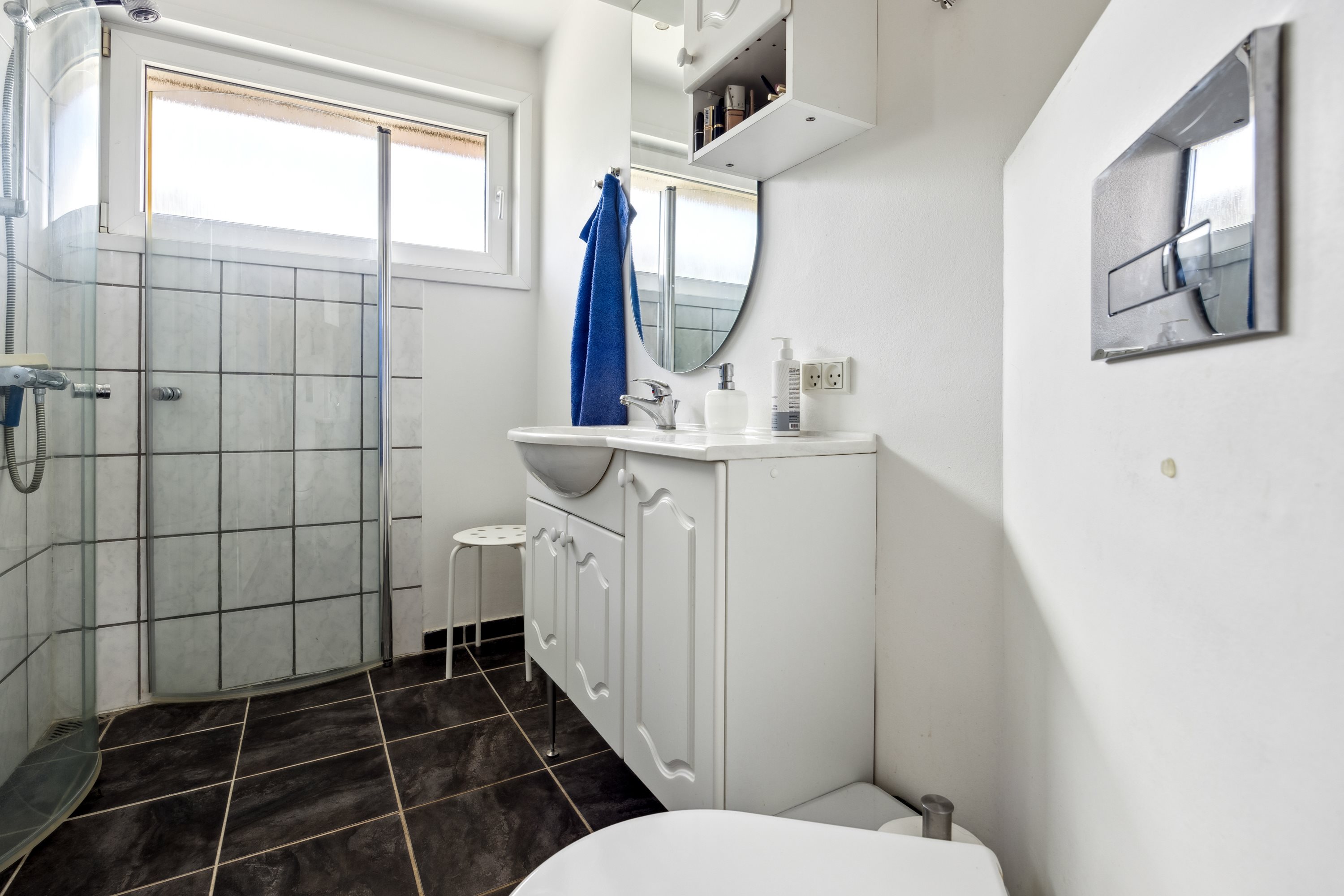 Fremhævet badeværelse billede i fuldskærmstilstand. Billede af Bellisvej 20, 9440 Aabybro