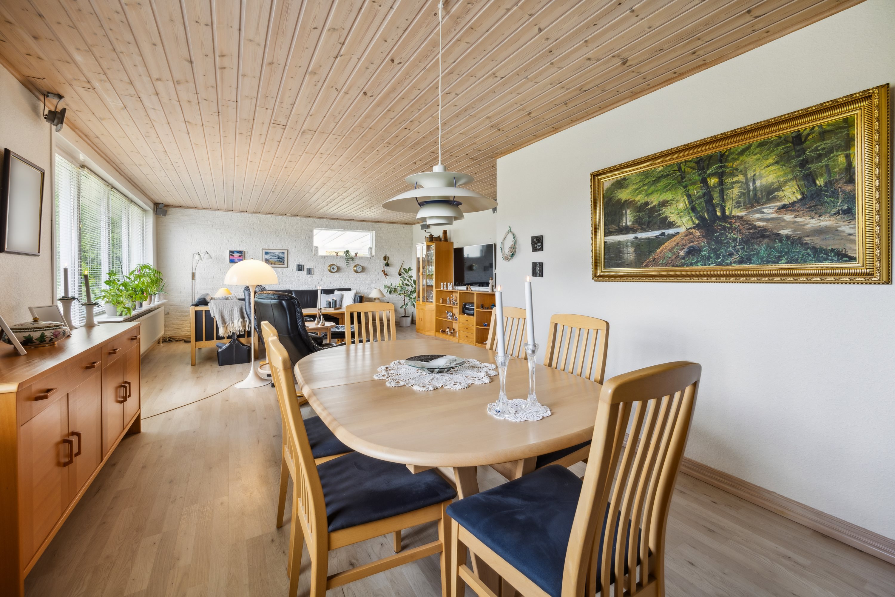 Fremhævet stue billede i fuldskærmstilstand. Billede af Bellisvej 20, 9440 Aabybro