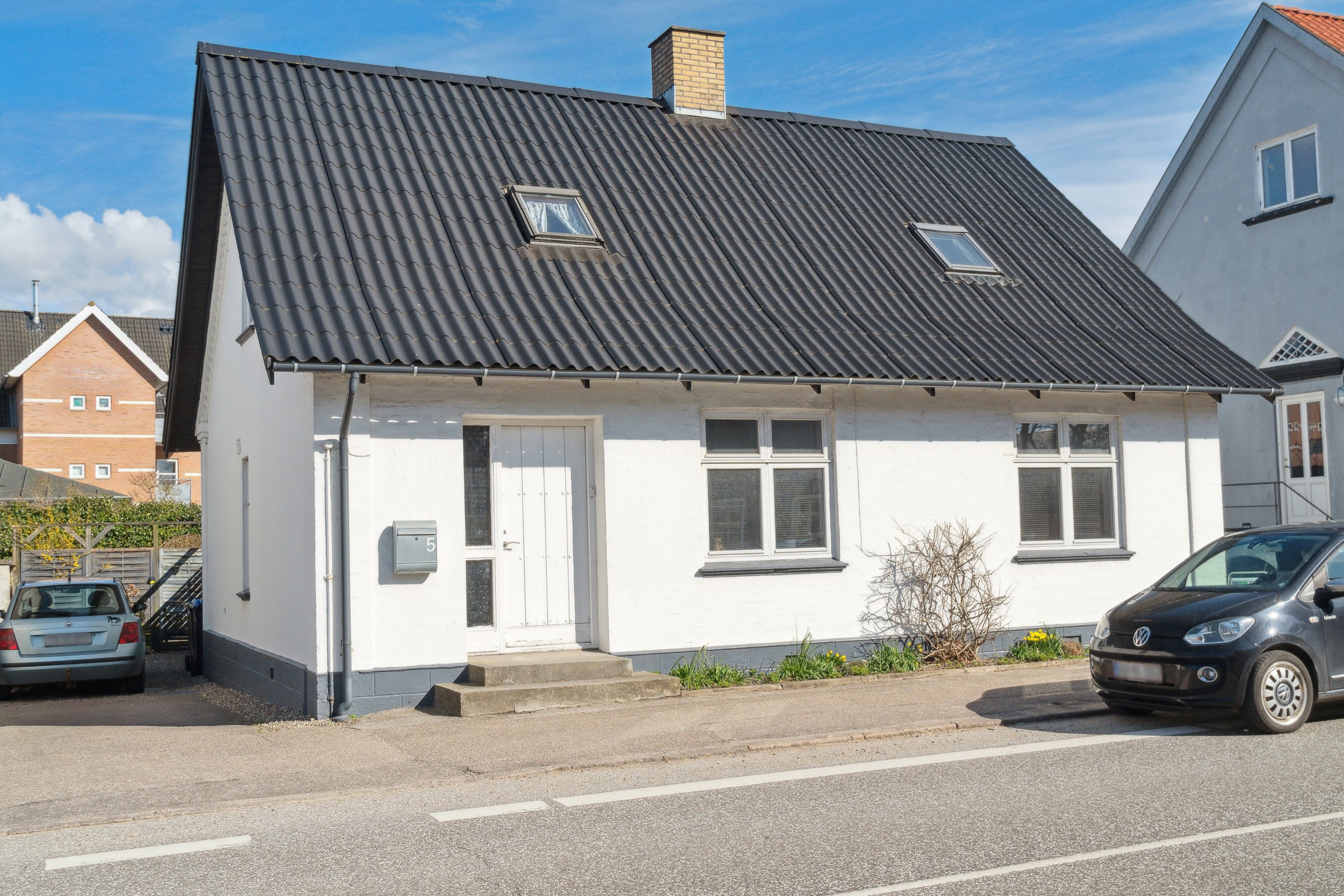 Miniaturebillede 1: set fra vejen. Billede af Søndergade 5, 4534 Hørve