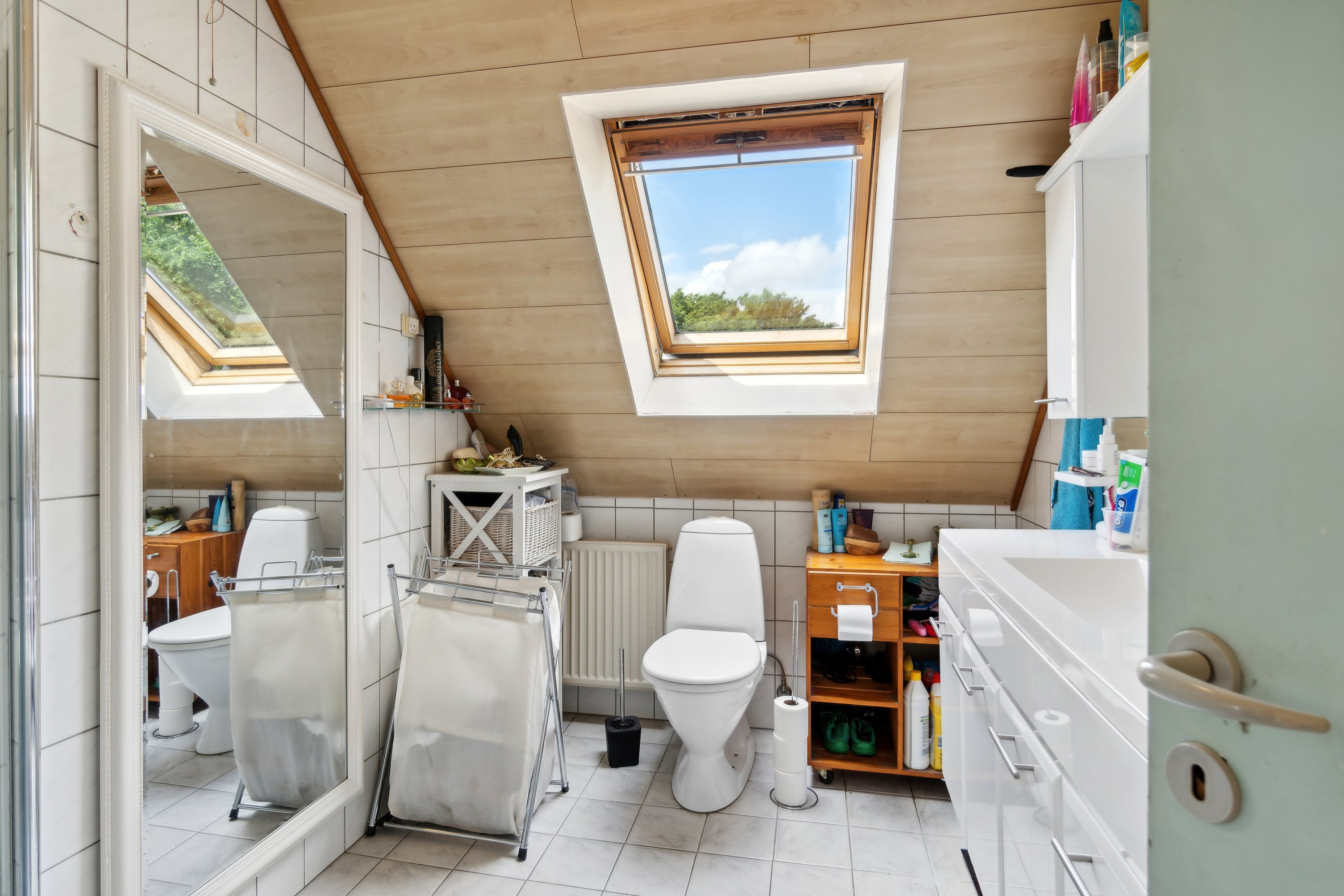 Fremhævet badeværelse billede i fuldskærmstilstand. Billede af Ramsherred 10, Brændstrup, 6630 Rødding