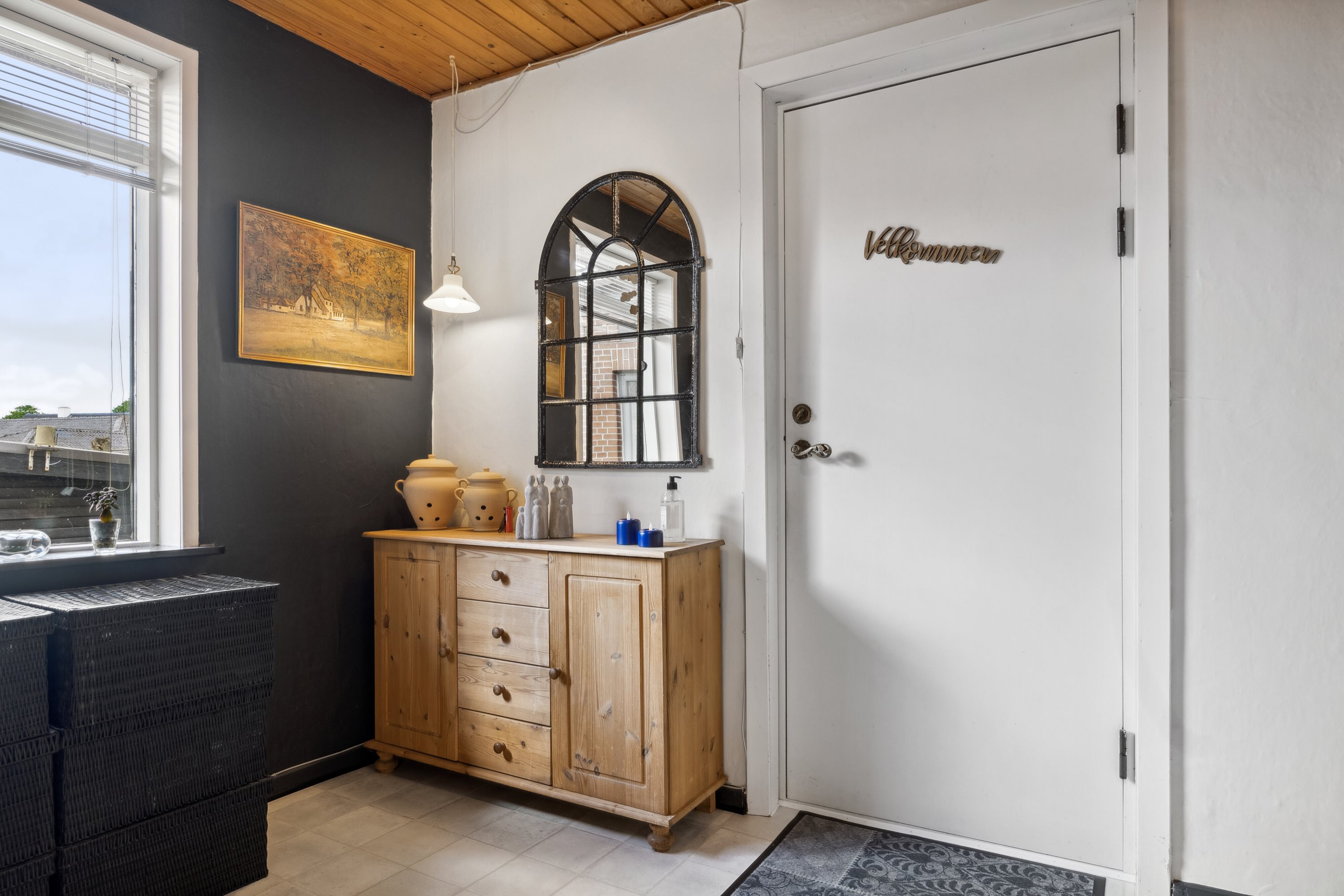 Fremhævet gang billede i fuldskærmstilstand. Billede af Algade 8, Koldby, 7752 Snedsted